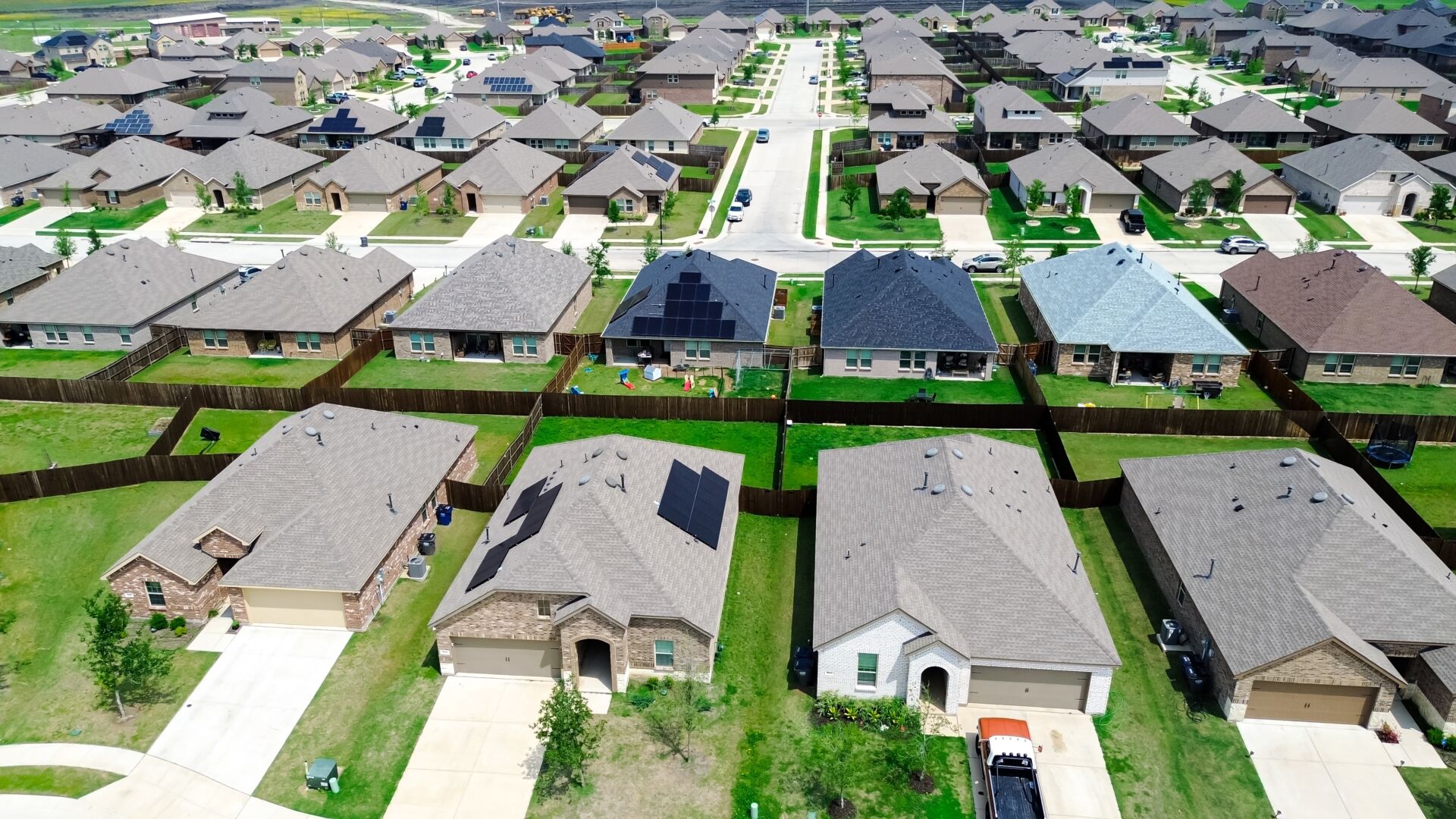A view of a suburban neighborhood in Texas.