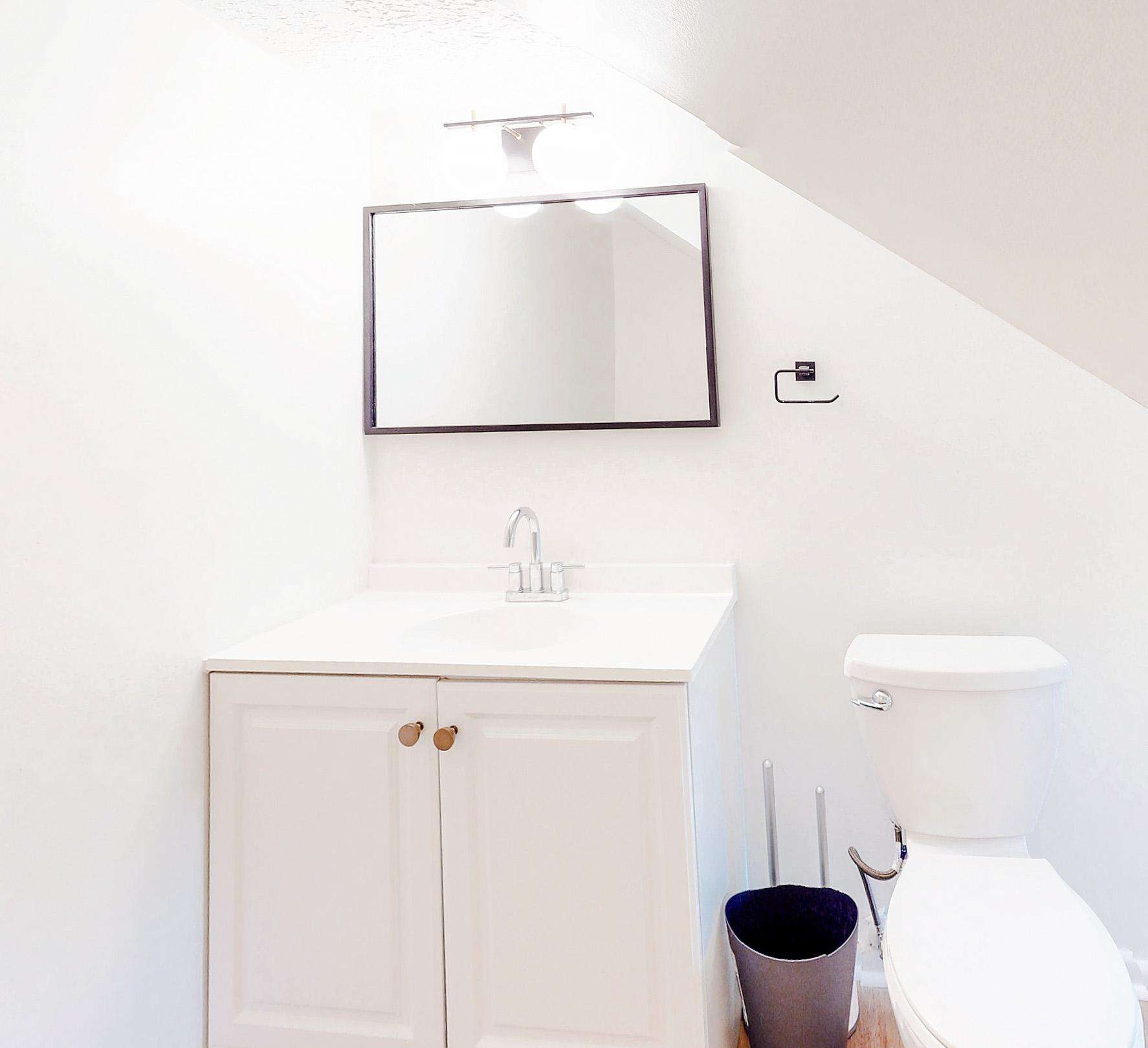 bathroom, detected: toilet