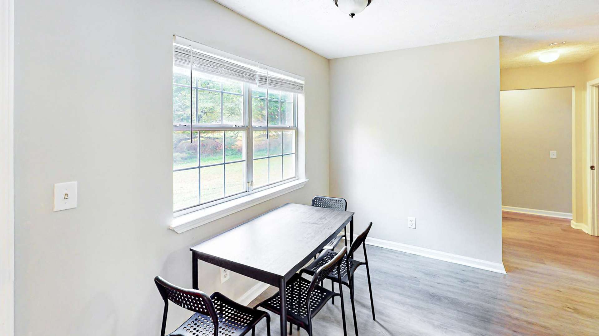dining_room, detected: