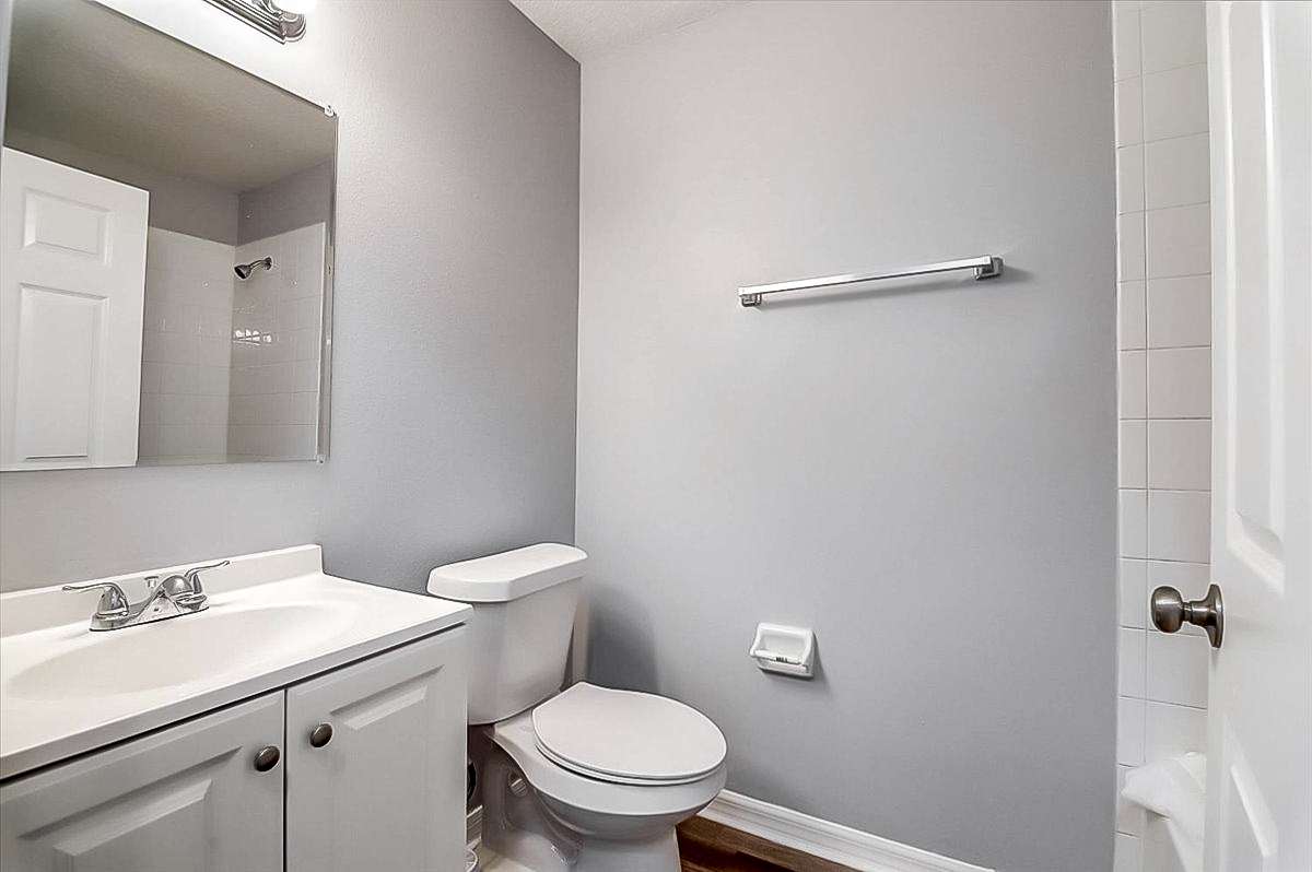 bathroom, detected: