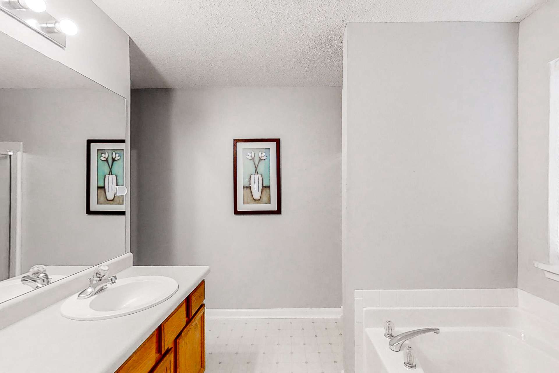 bathroom, detected: