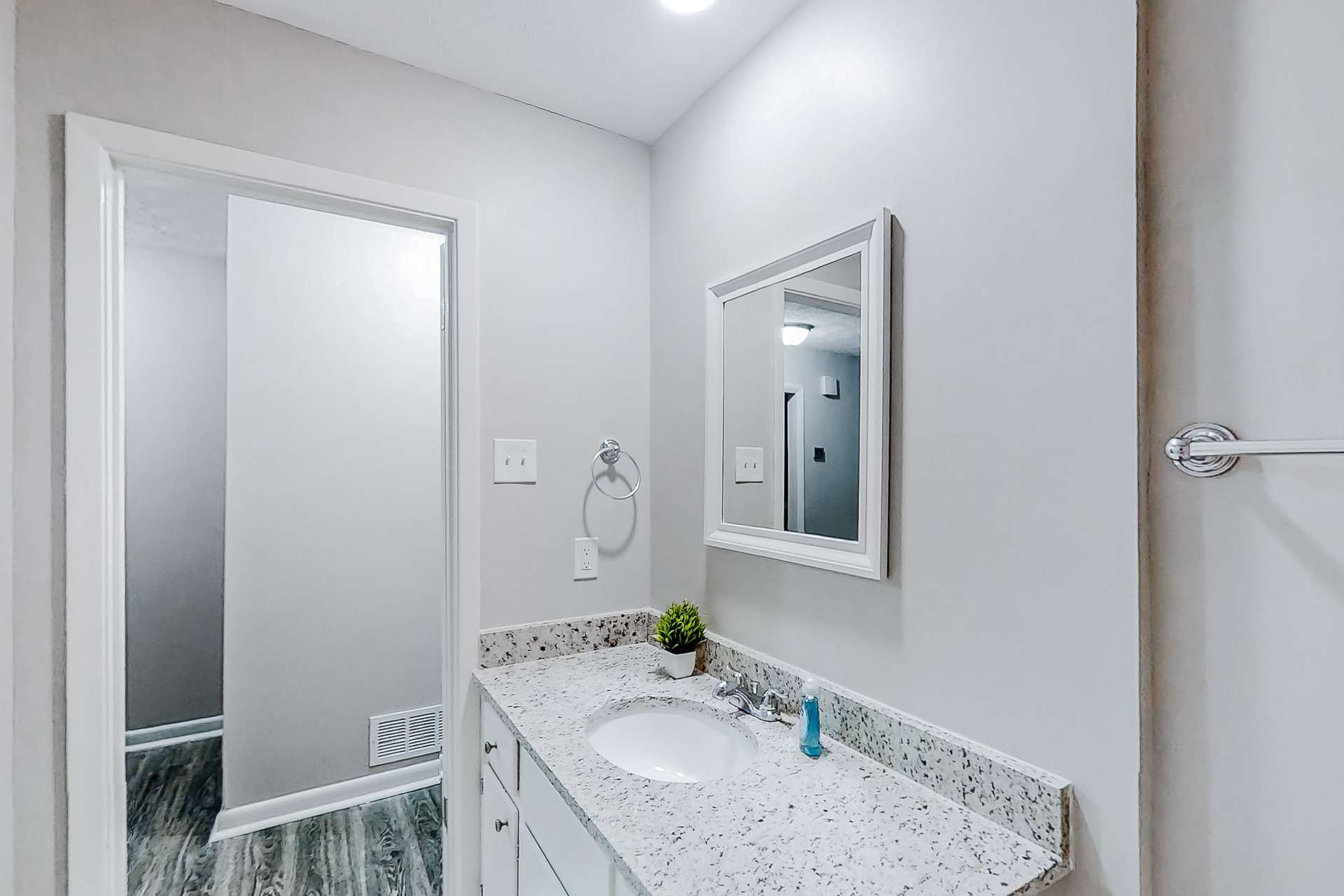 bathroom, detected: