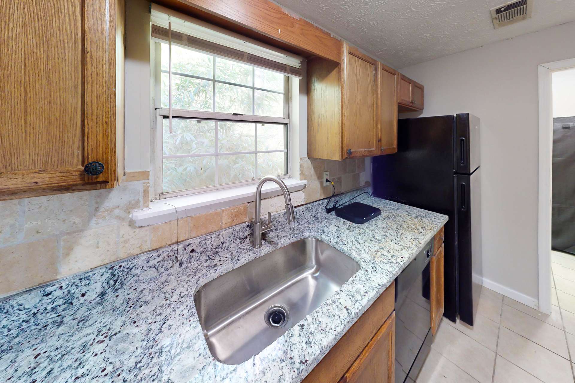 kitchen, detected:kitchen stove, stove