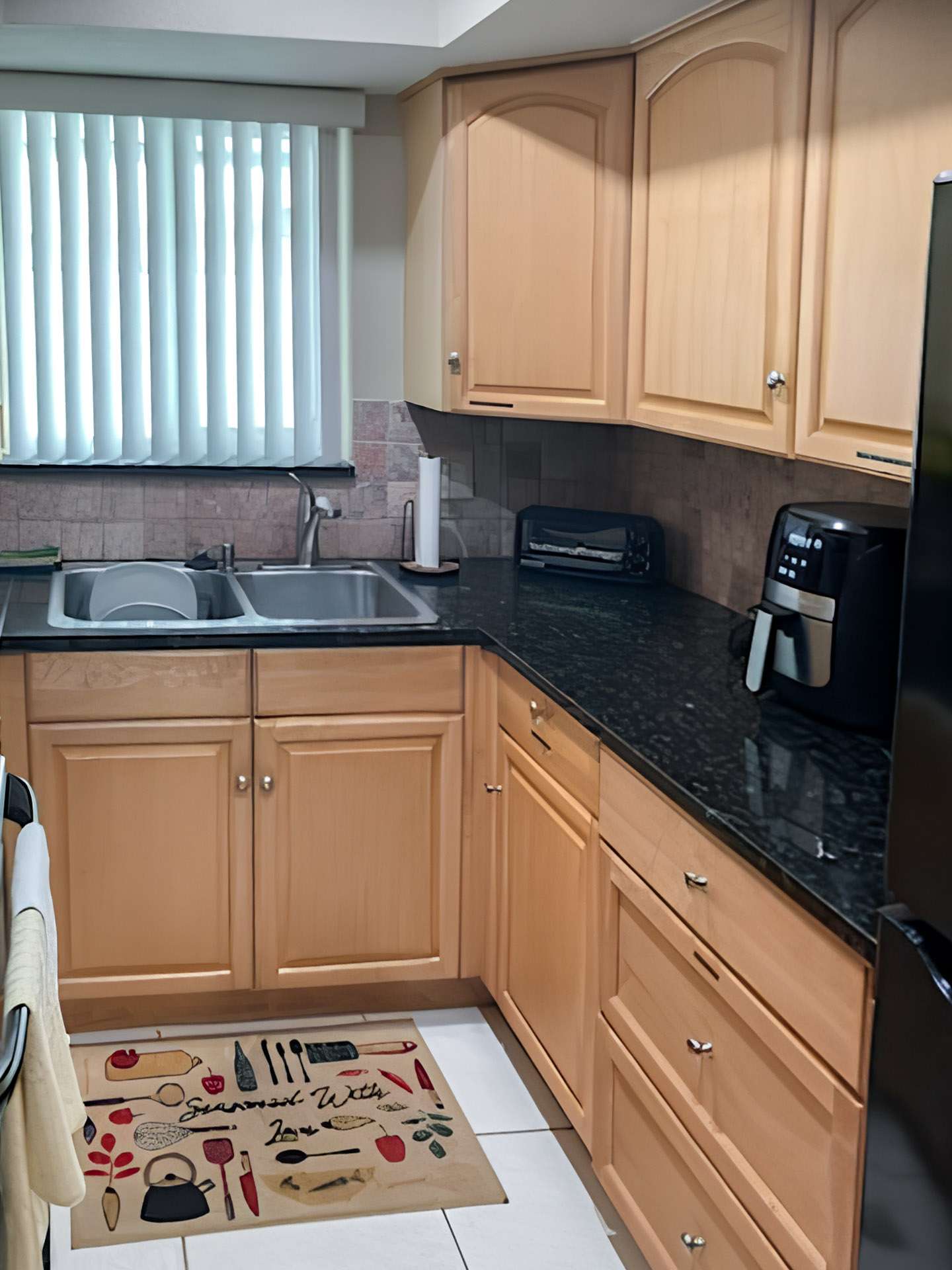 kitchen, detected:kitchen stove, stove