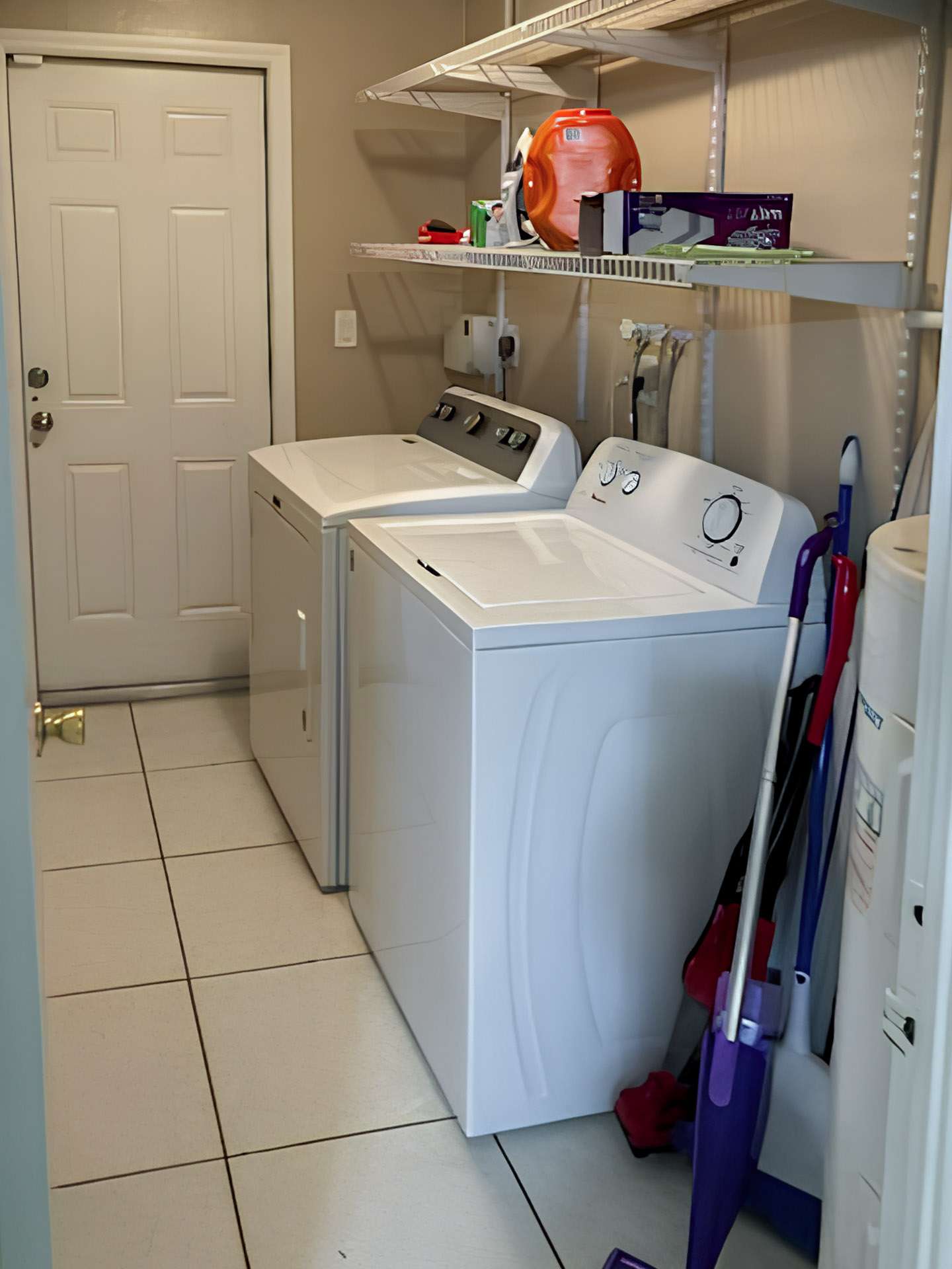 kitchen, detected:clothes dryer, washing machine