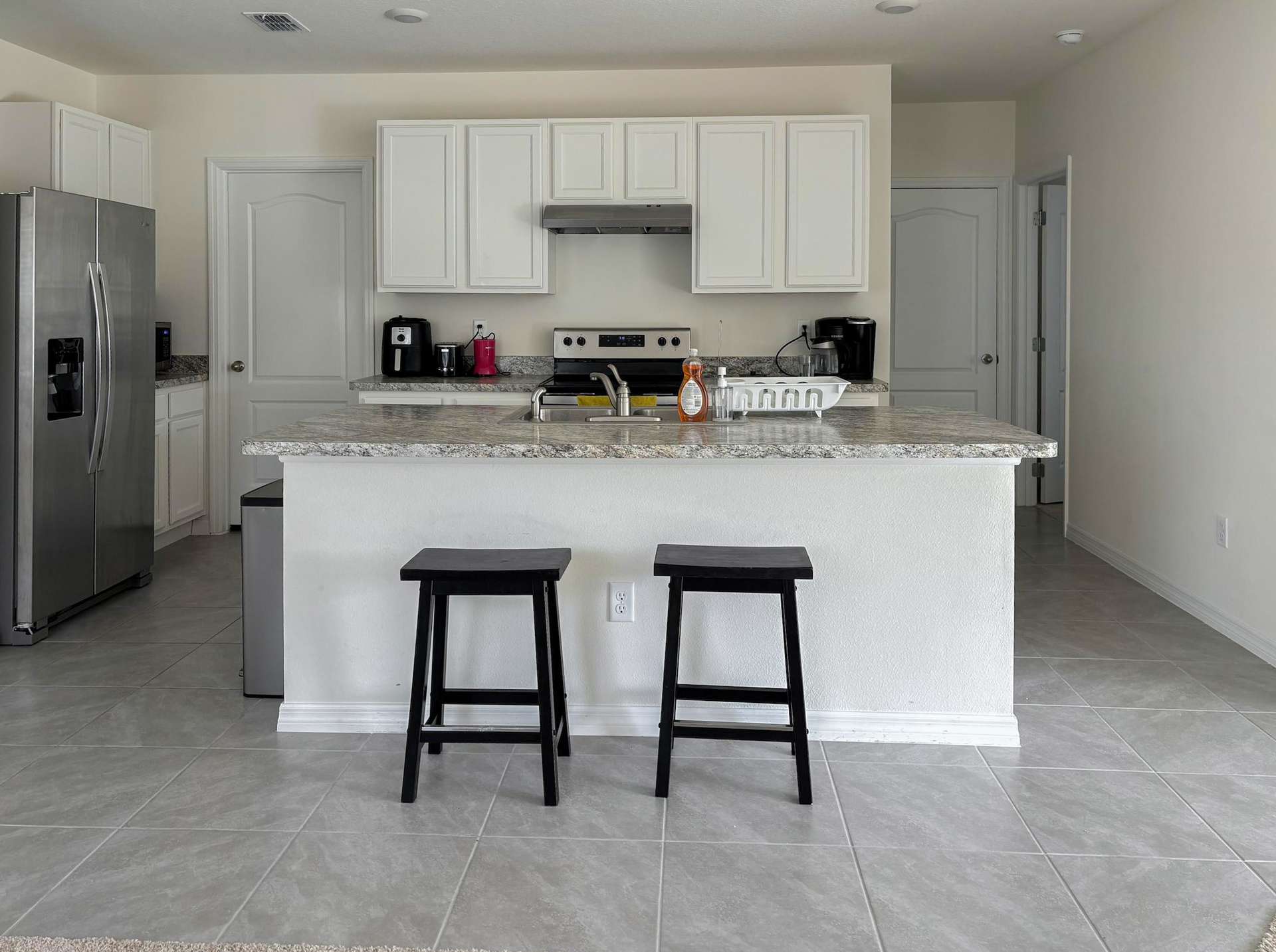 kitchen, detected:kitchen stove, stove