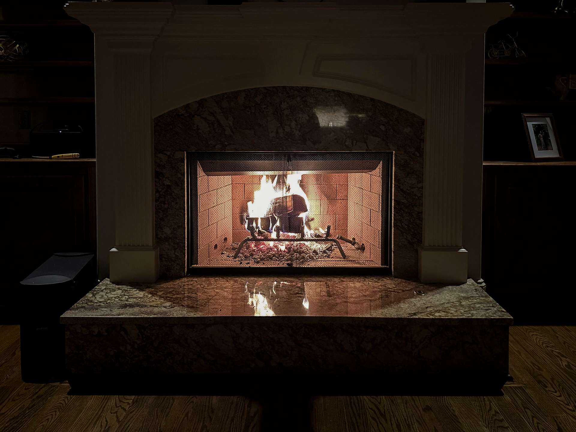 living_room, detected:stove
