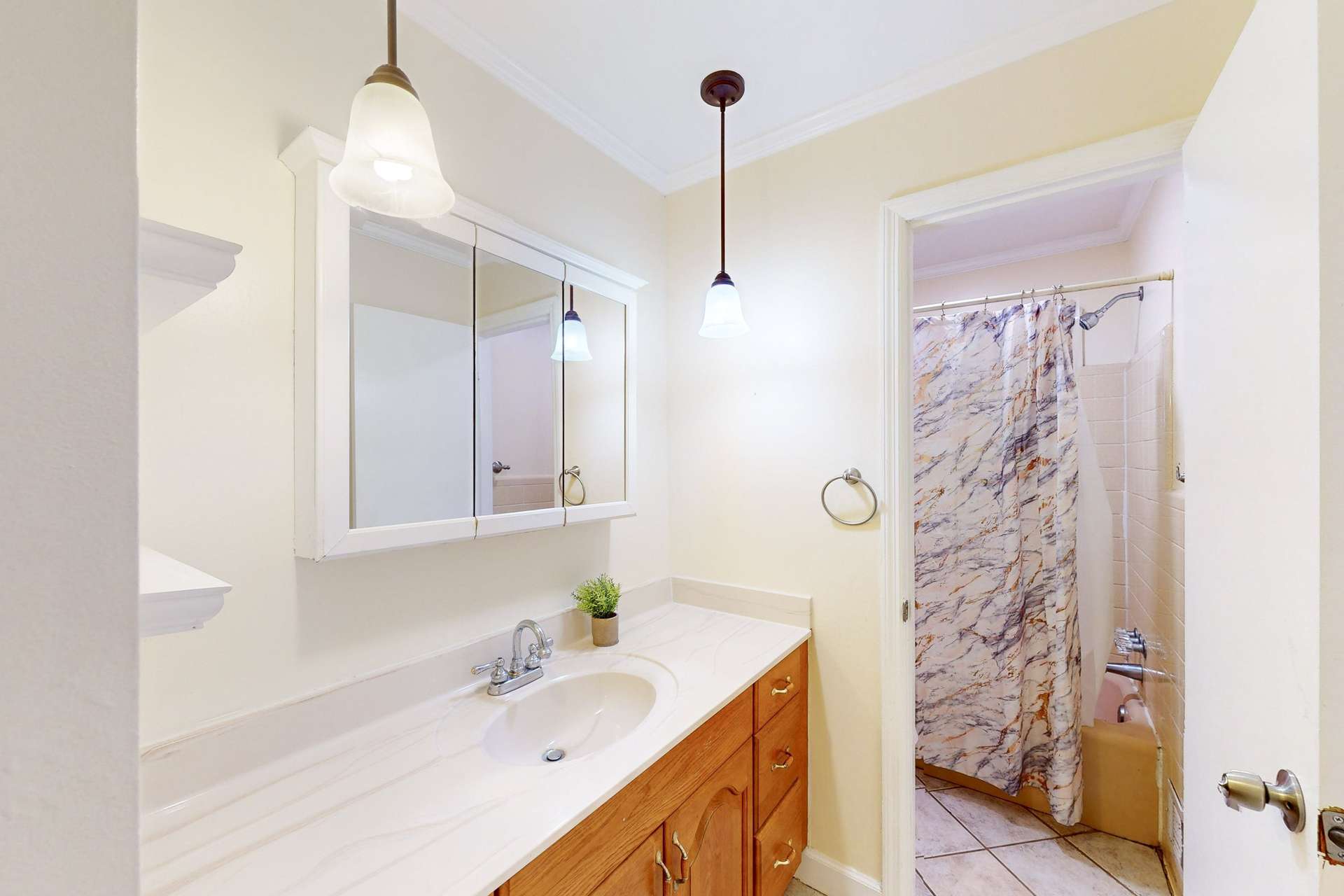 bathroom, detected: