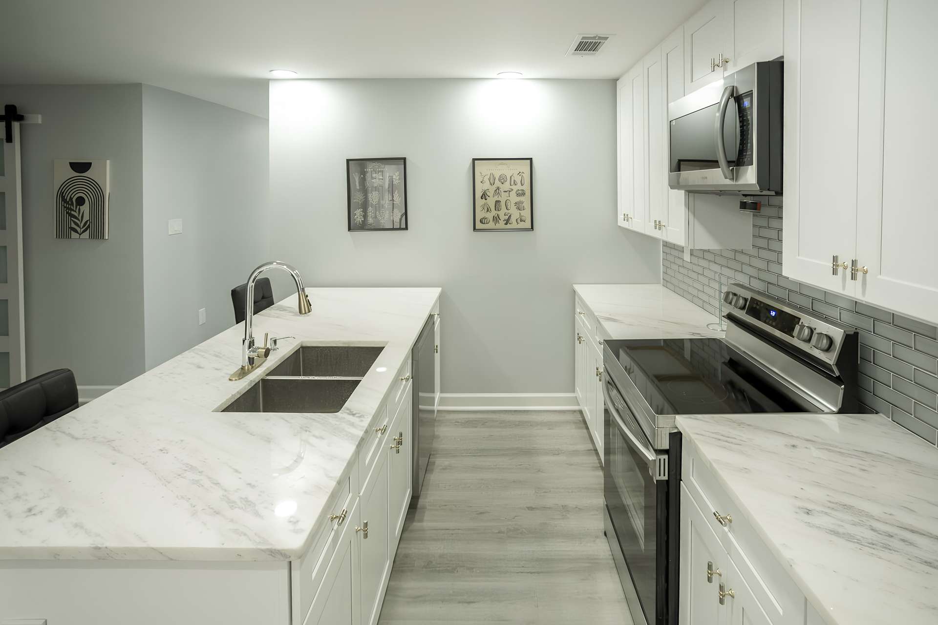 kitchen, detected:kitchen stove