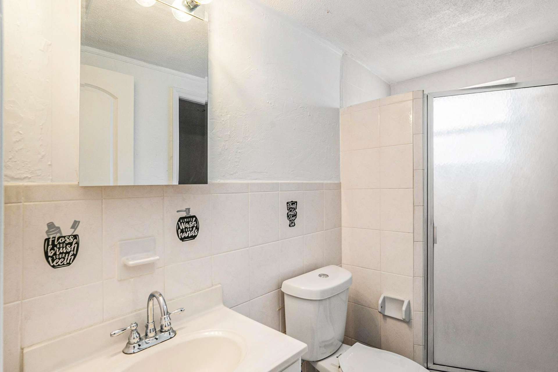 bathroom, detected: