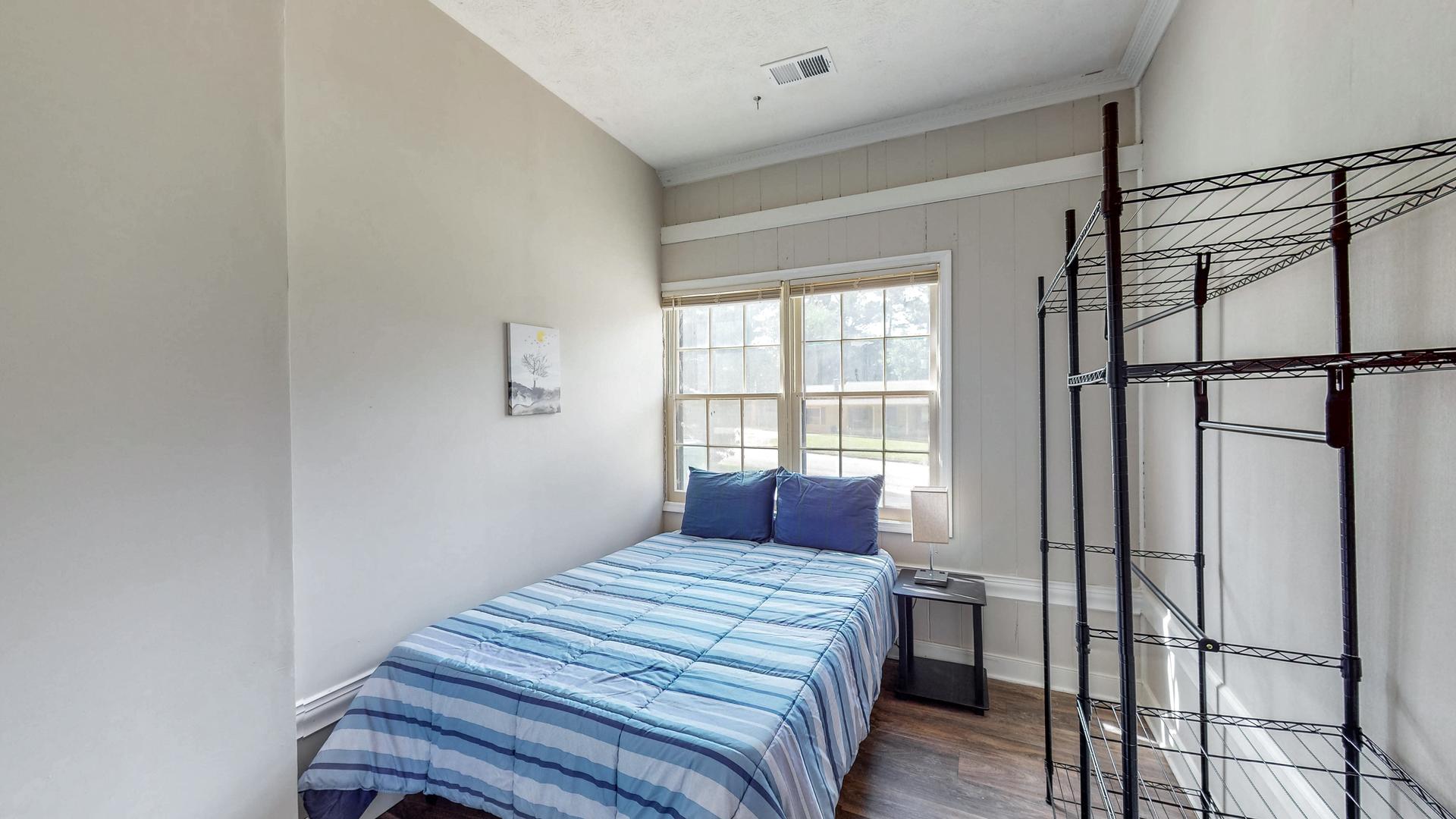 bedroom, detected: bed