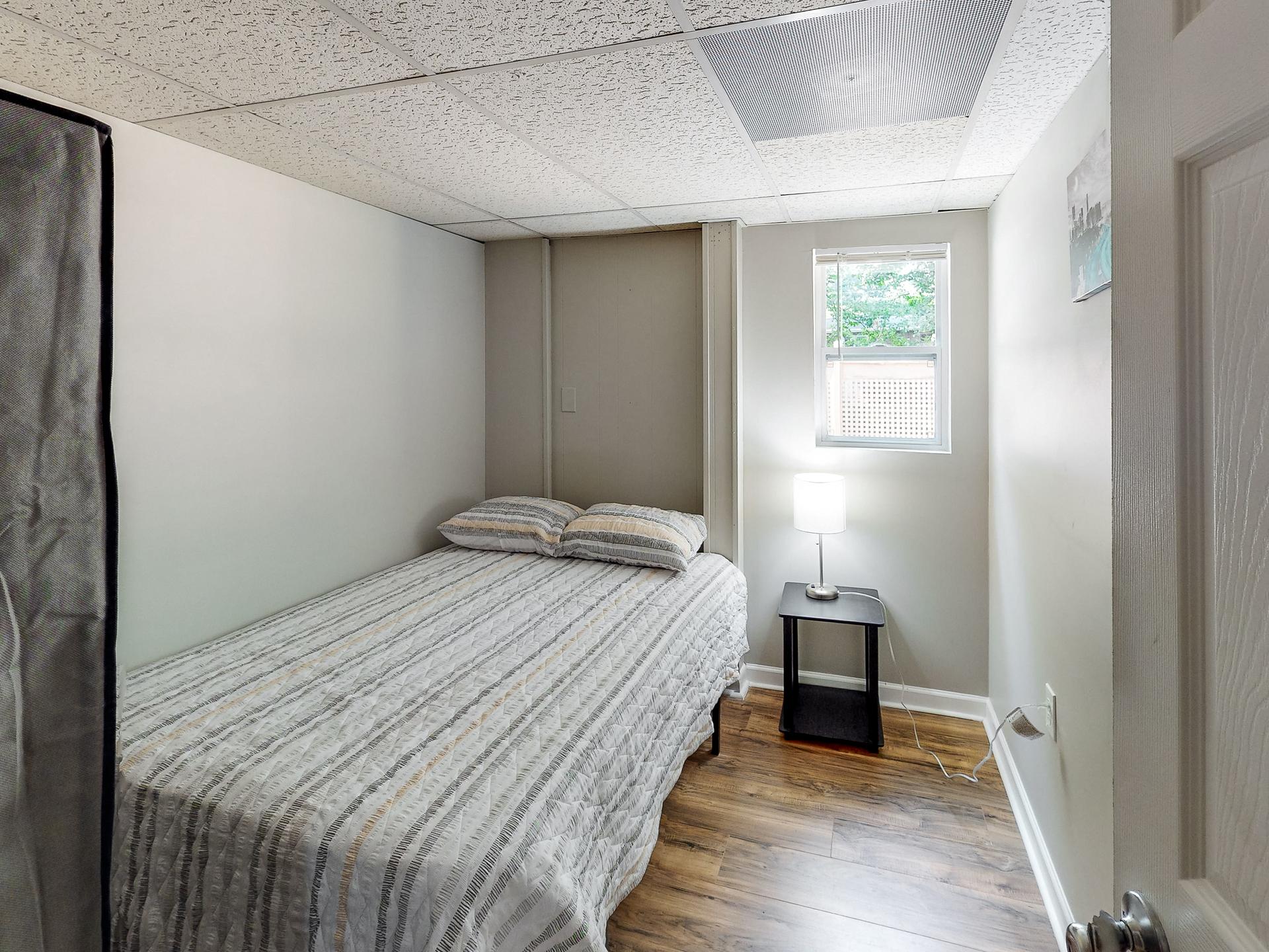 bedroom, detected: bed