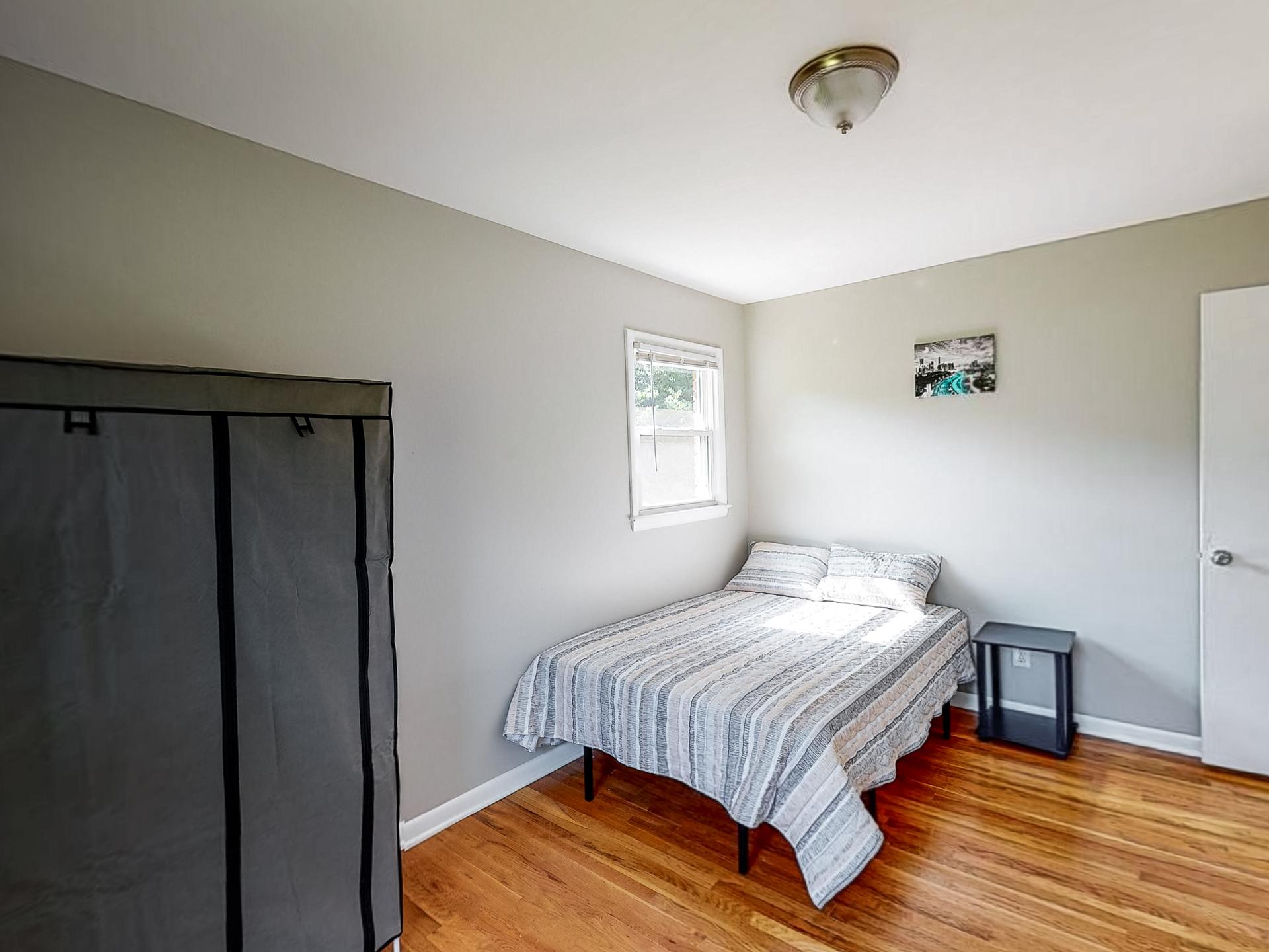 bedroom, detected: bed