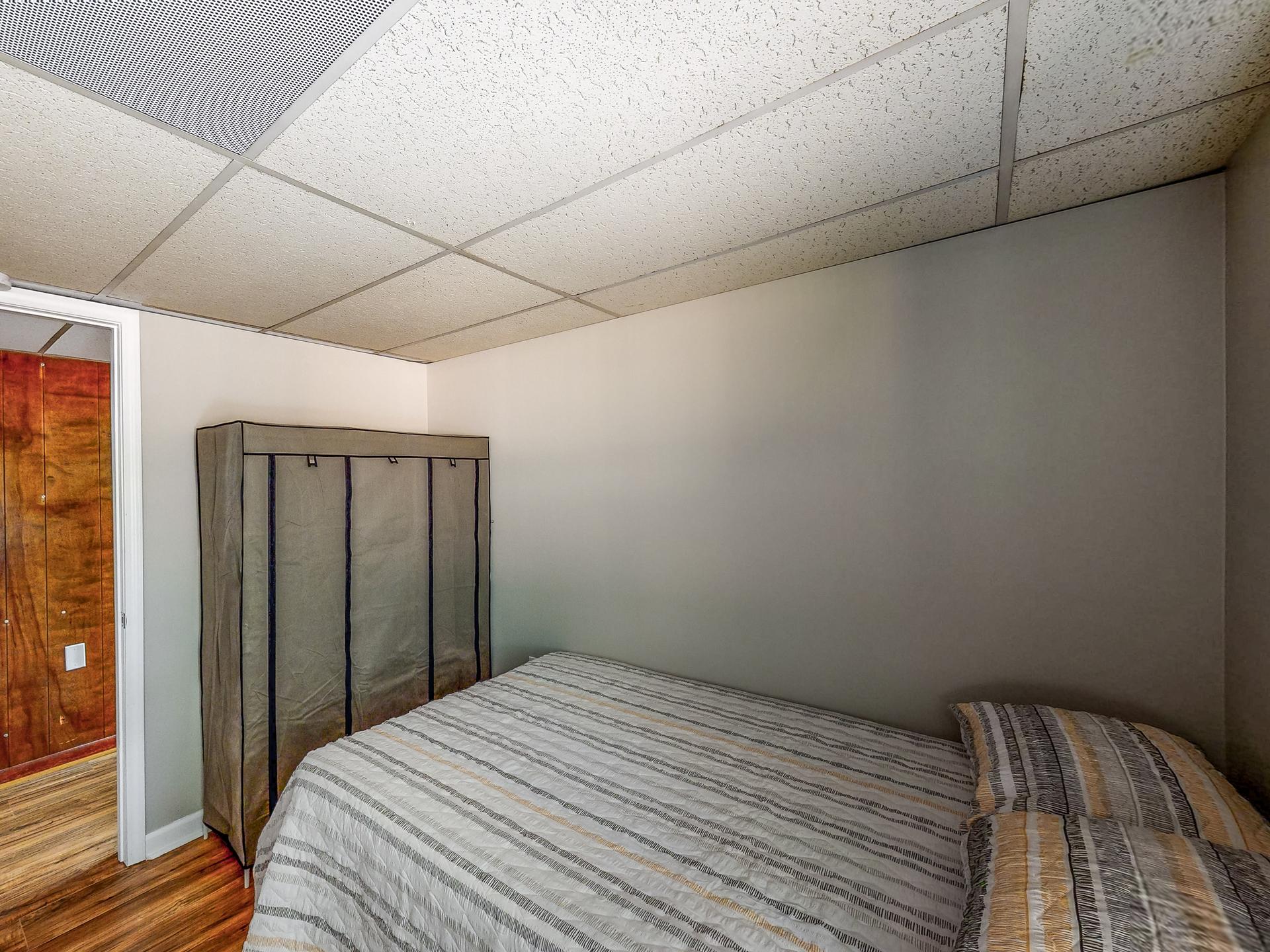 bedroom, detected: bed