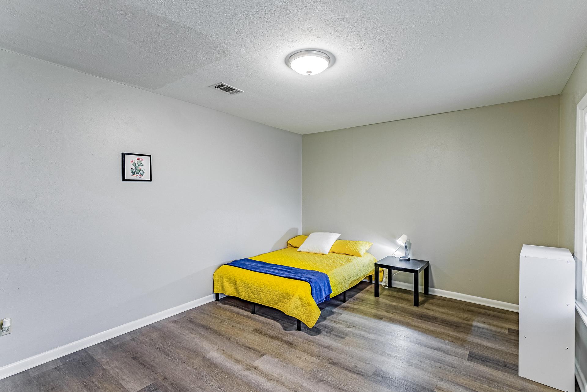 bedroom, detected: bed
