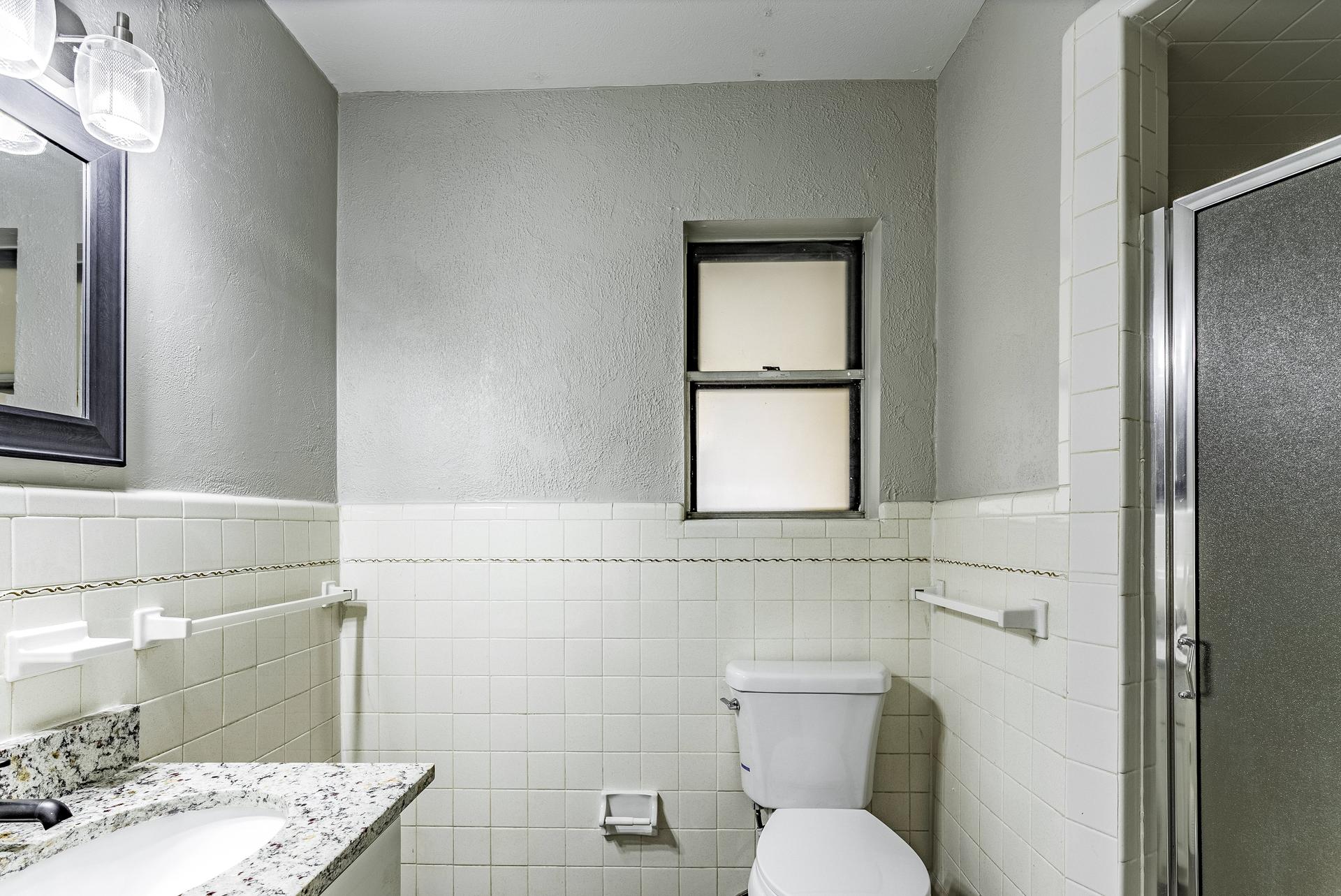 bathroom, detected: