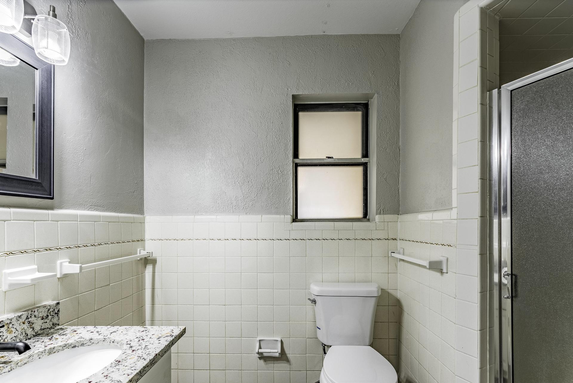 bathroom, detected: