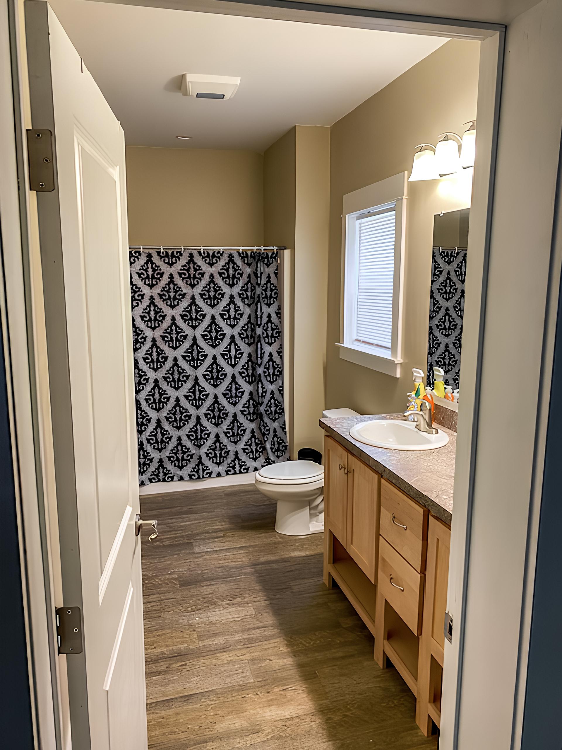 bathroom, detected: