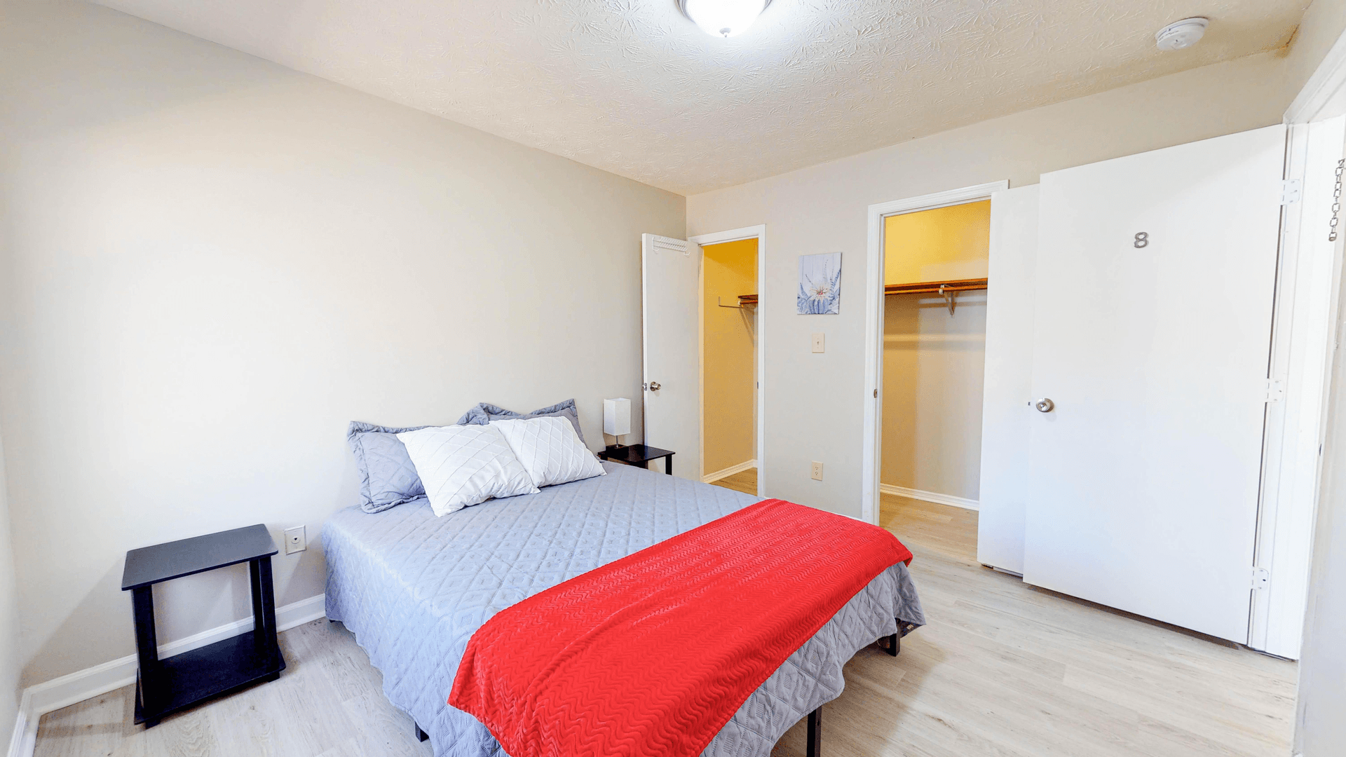 bedroom, detected: bed