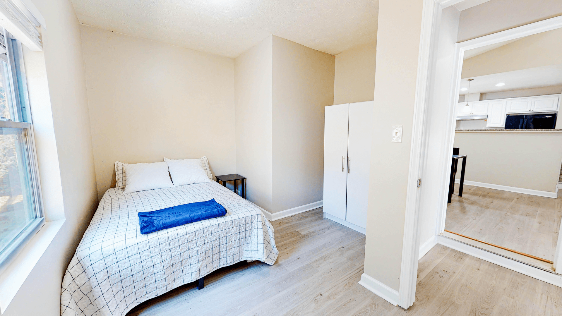 bedroom, detected: bed