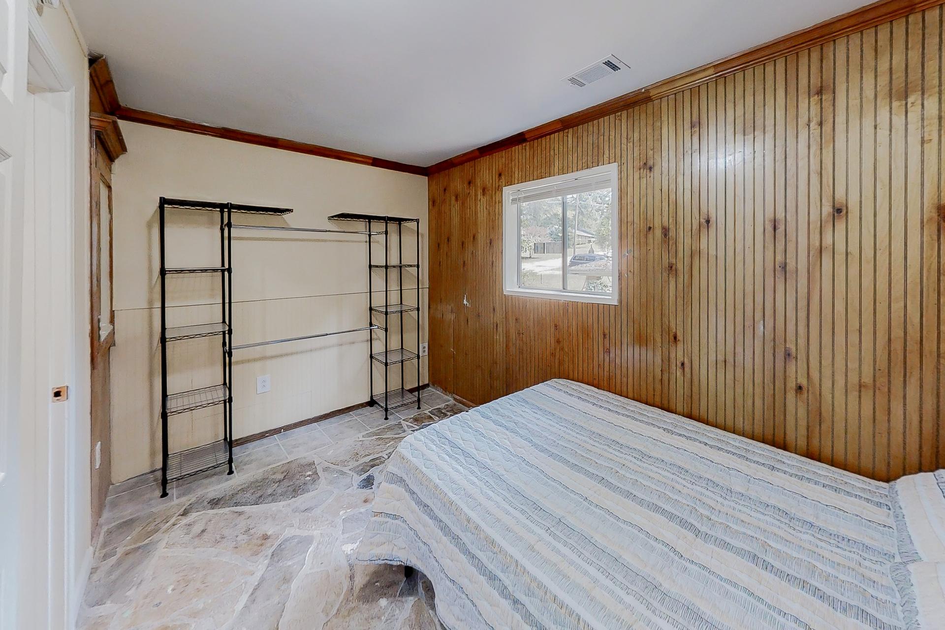 bedroom, detected: bed
