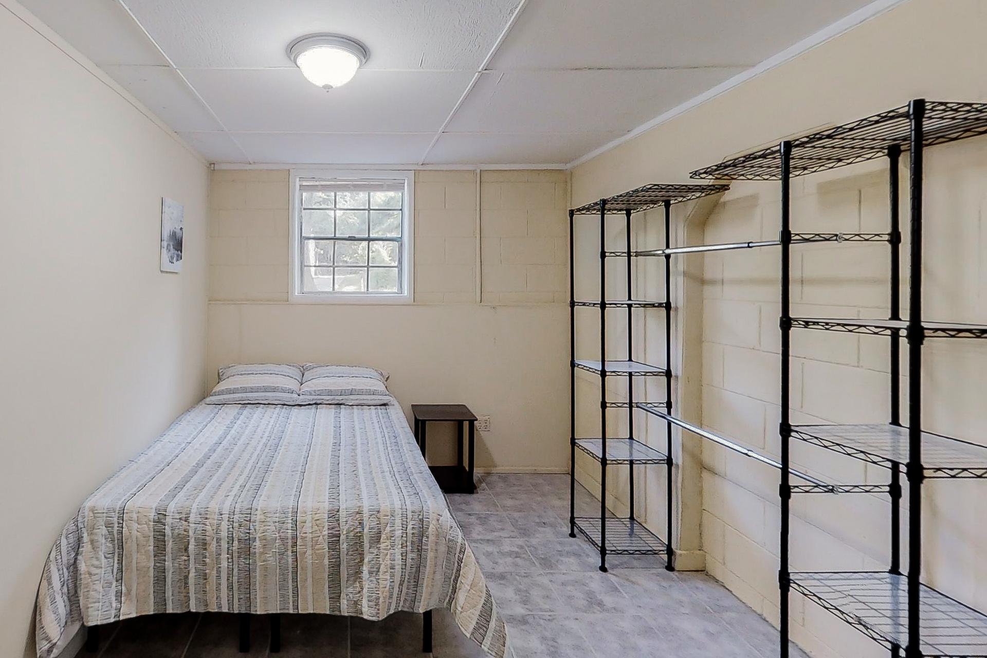 bedroom, detected: bed