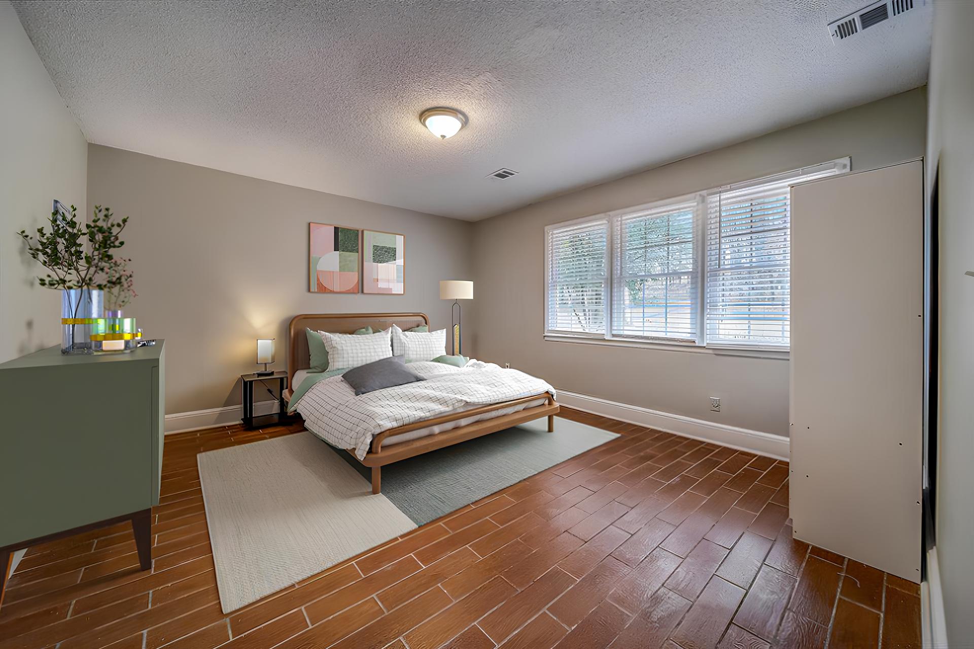 bedroom, detected: bed, window blind