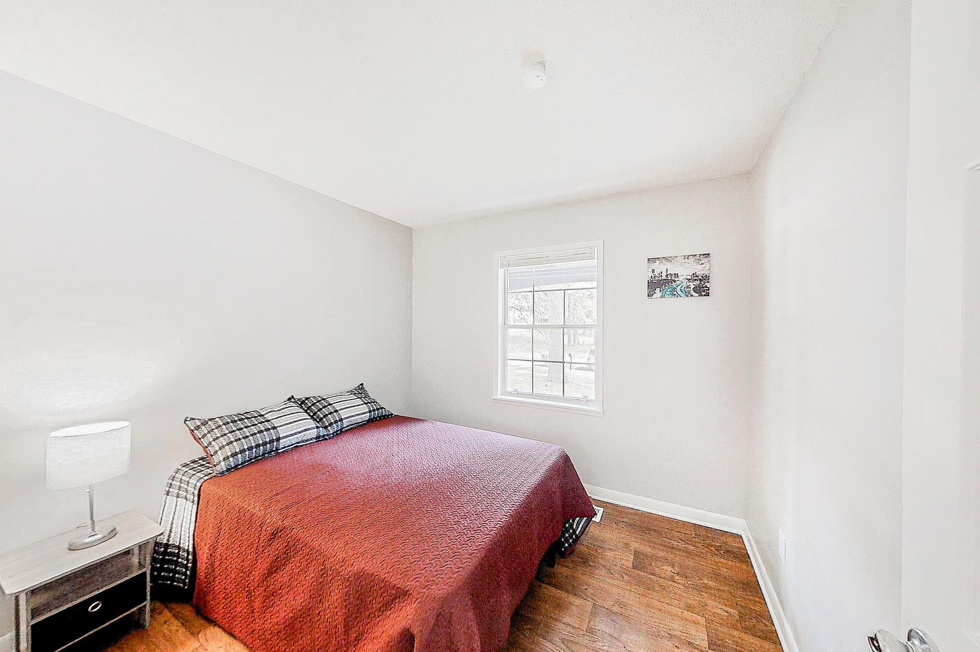 bedroom, detected: bed