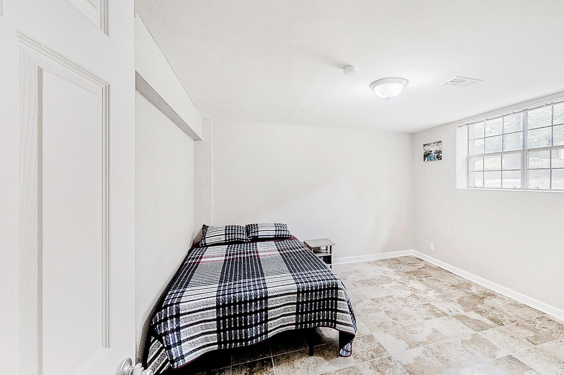 bedroom, detected: bed