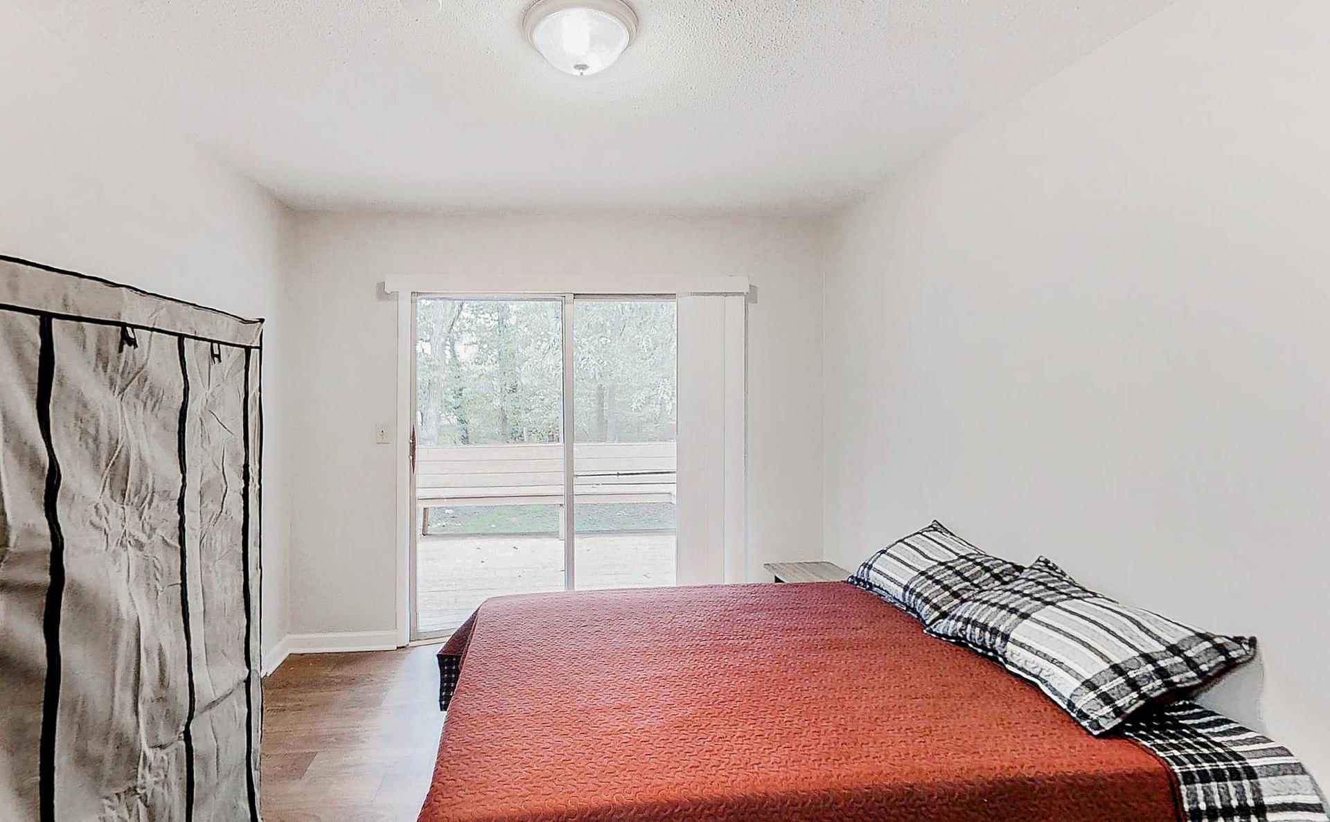 bedroom, detected: bed