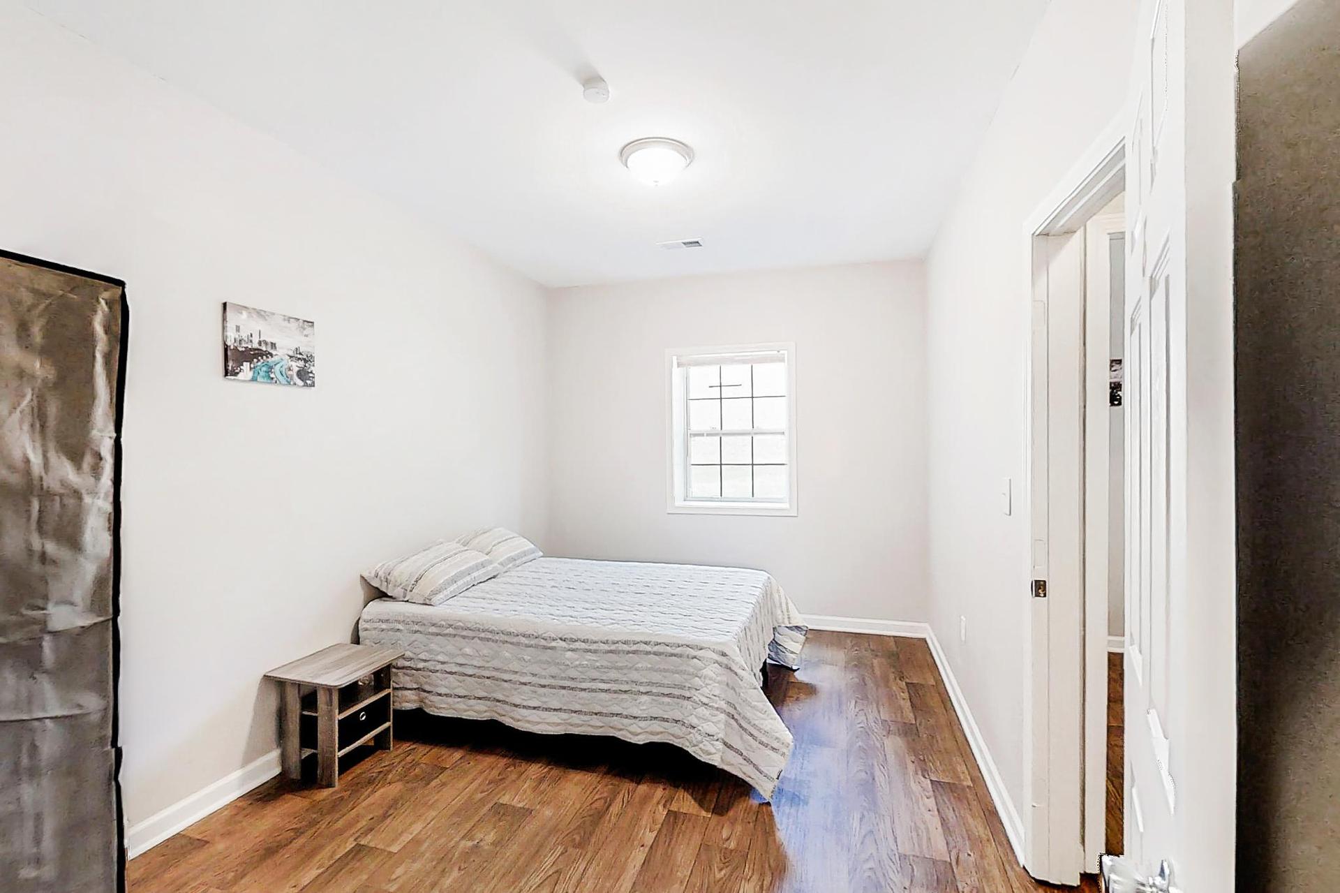 bedroom, detected: bed