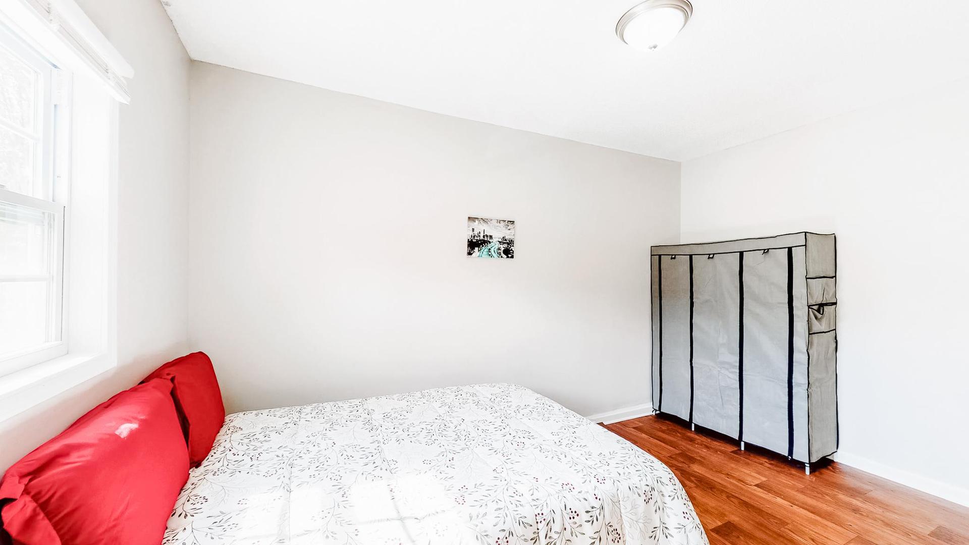 bedroom, detected: bed