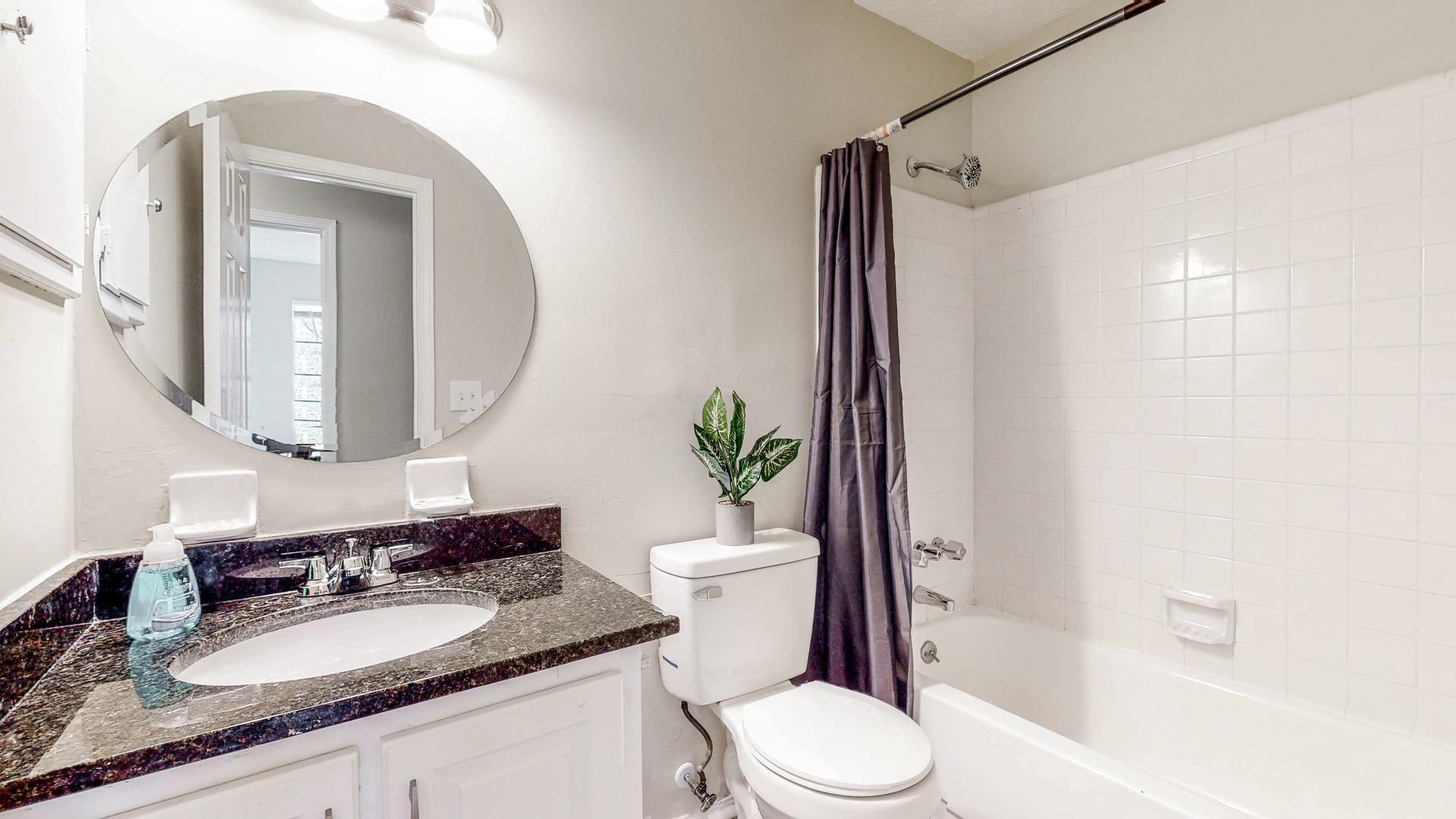 Bathroom(s)