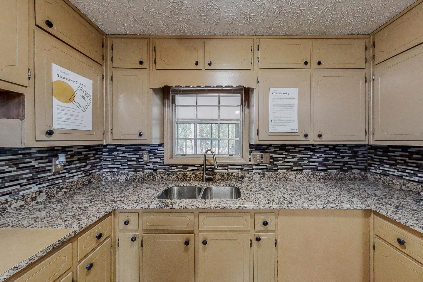 Common spaces including the kitchen