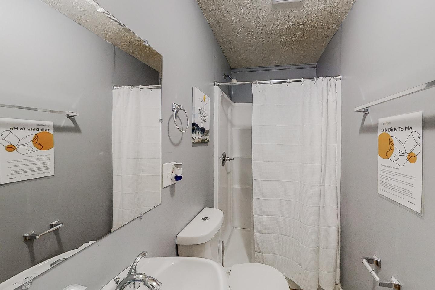 Bathroom(s)
