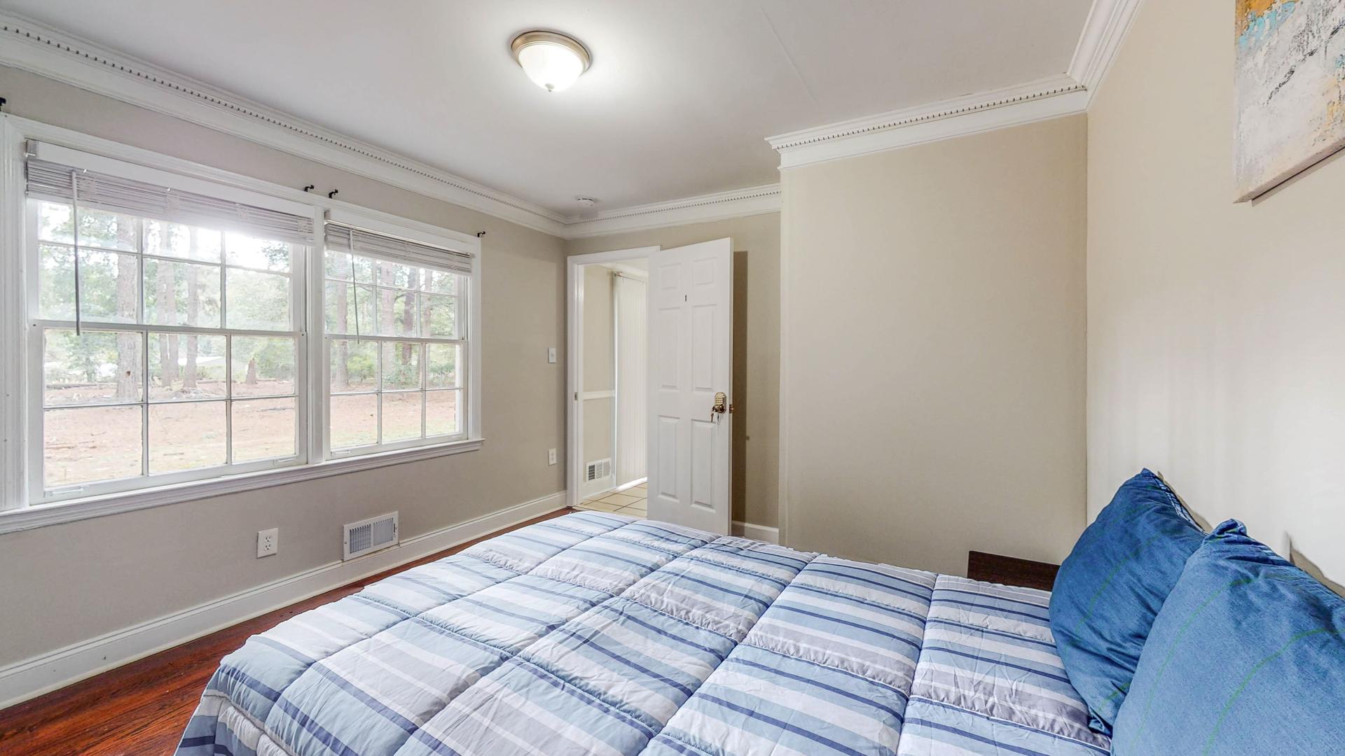 bedroom, detected: bed