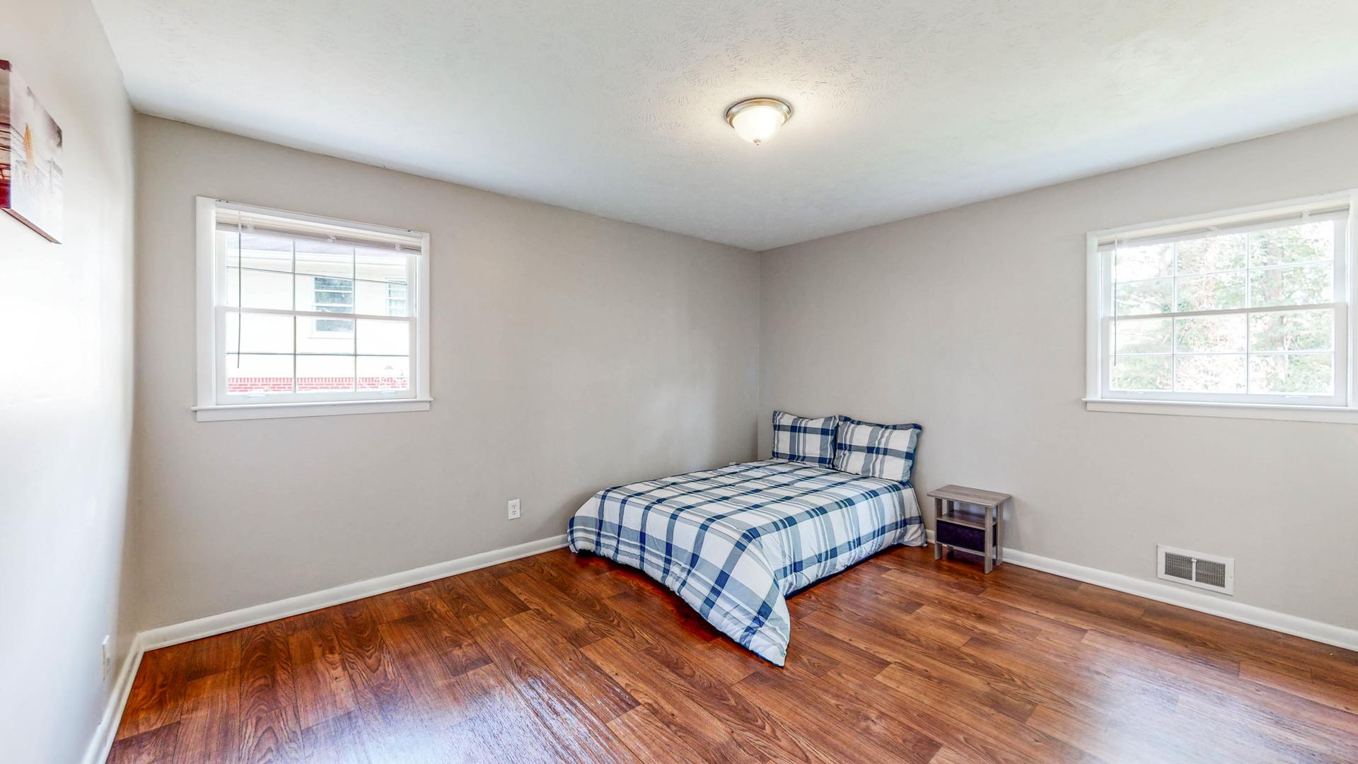 bedroom, detected: window blind