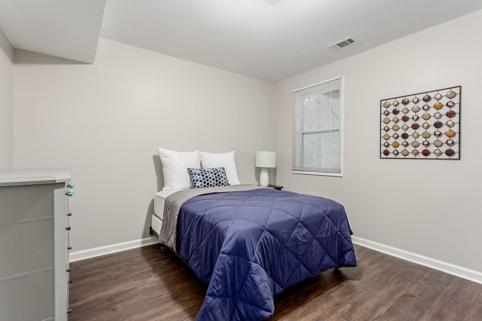 bedroom, detected: bed