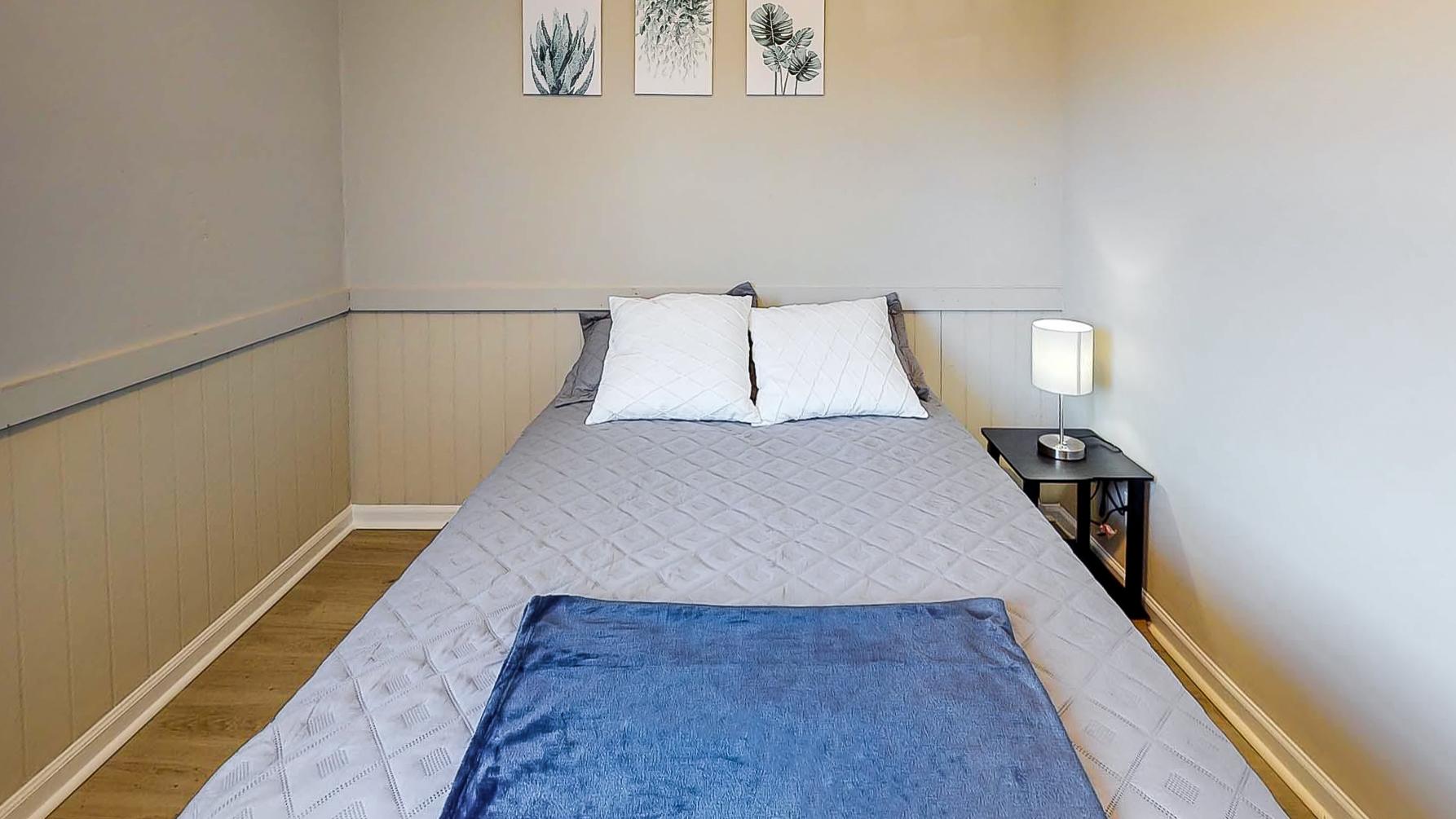 bedroom, detected: bed