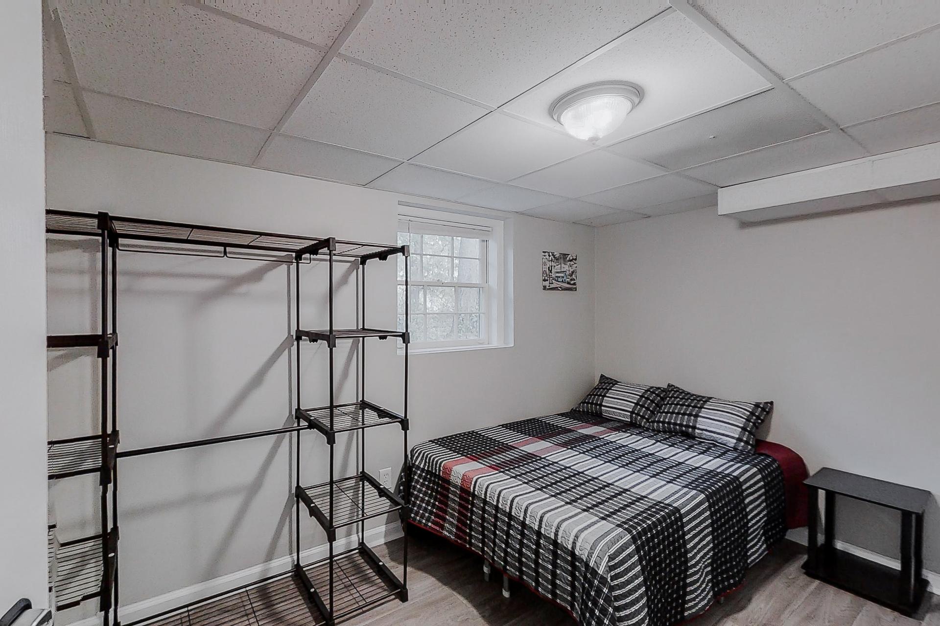 bedroom, detected: bed