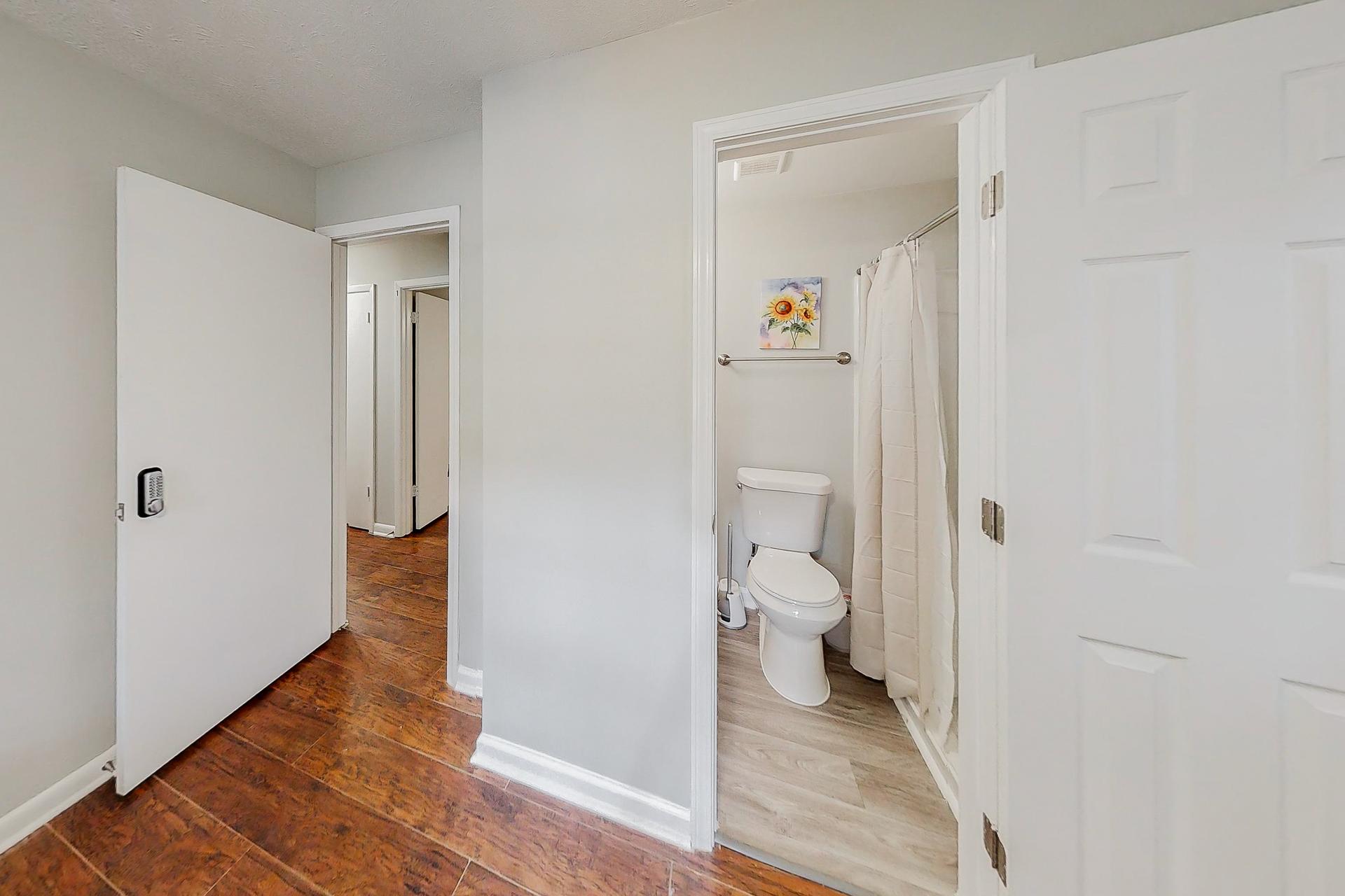 bathroom, detected: