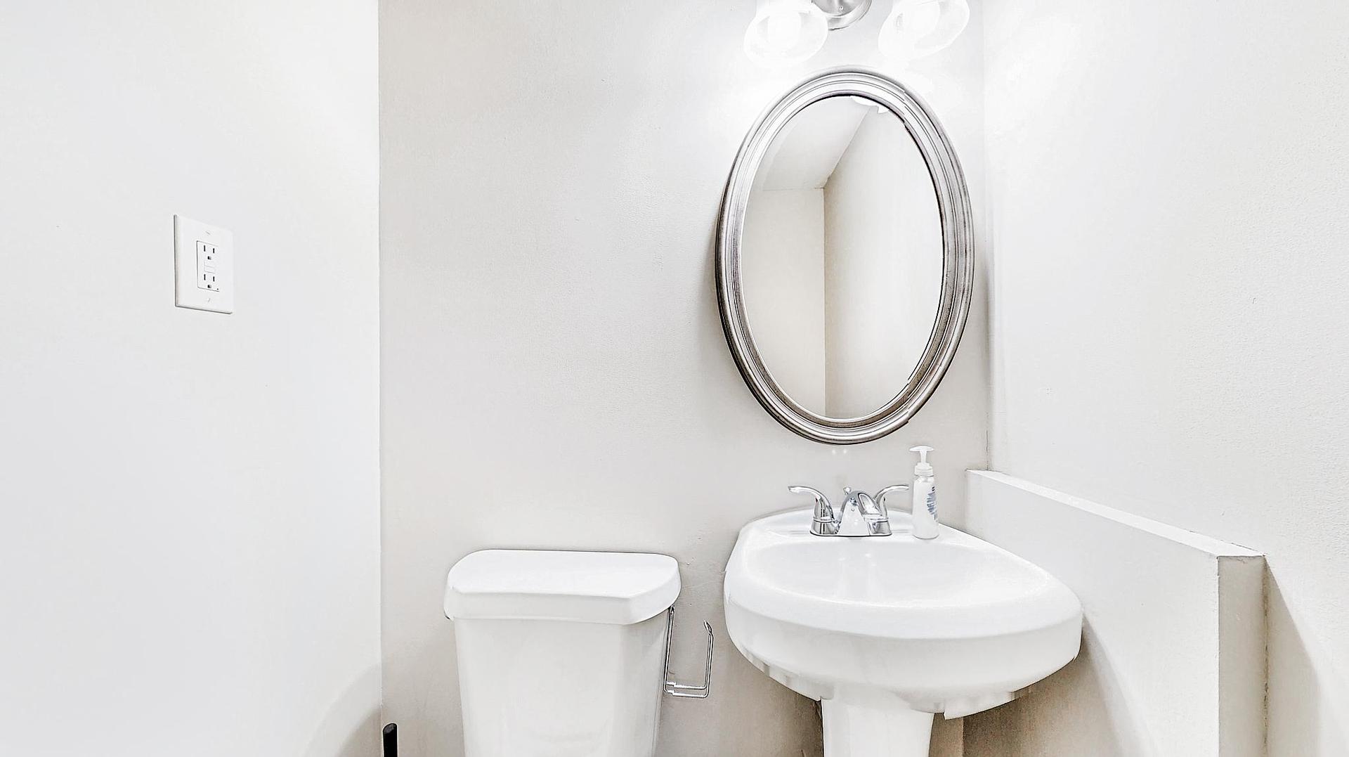 Bathroom(s)