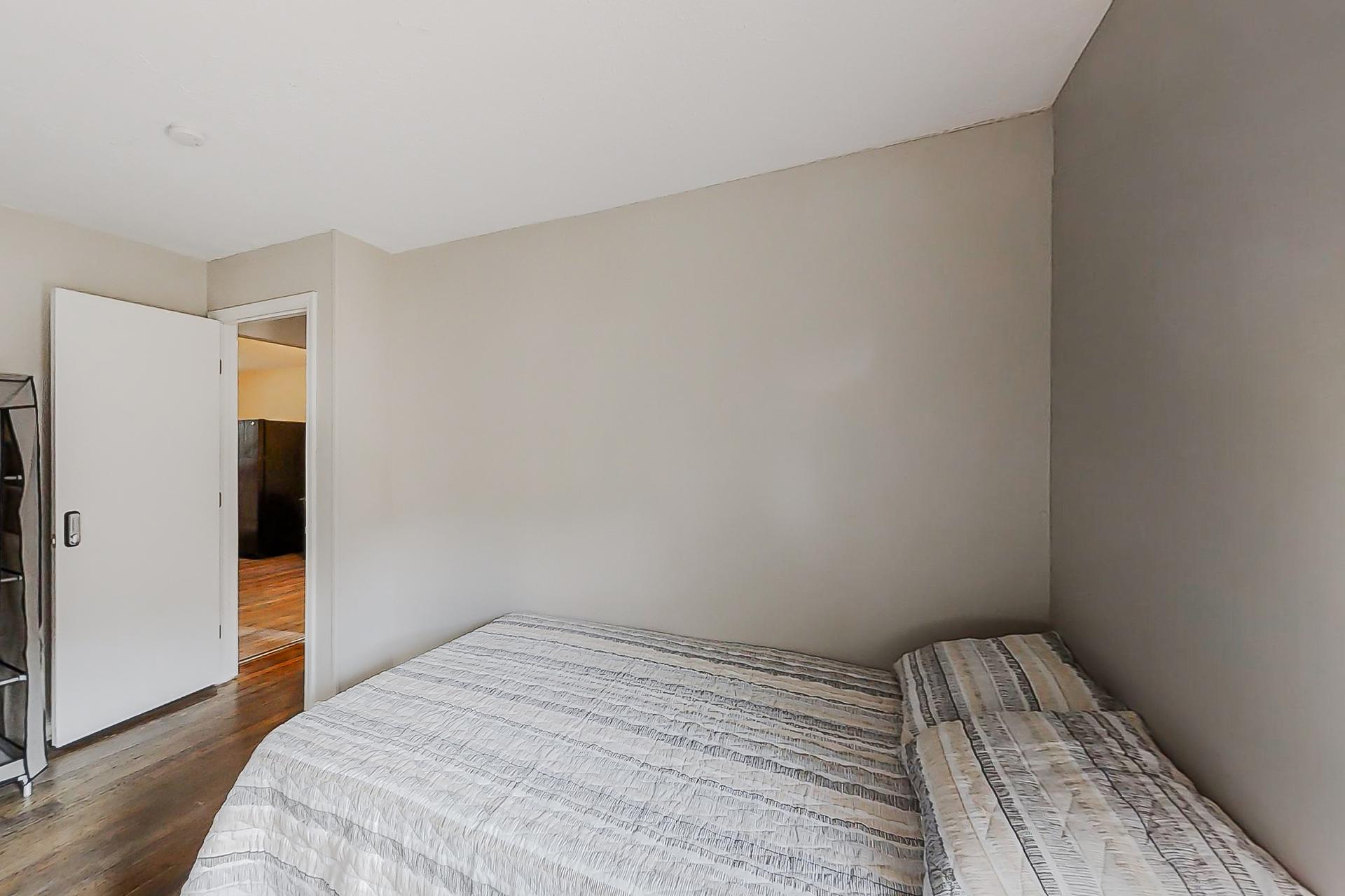 bedroom, detected: bed