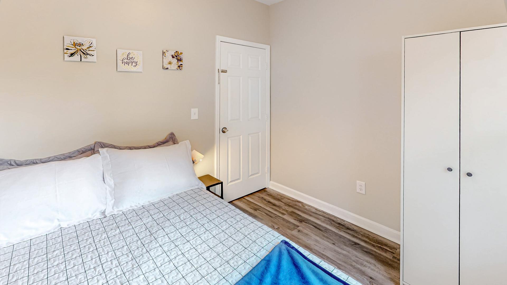 bedroom, detected: bed