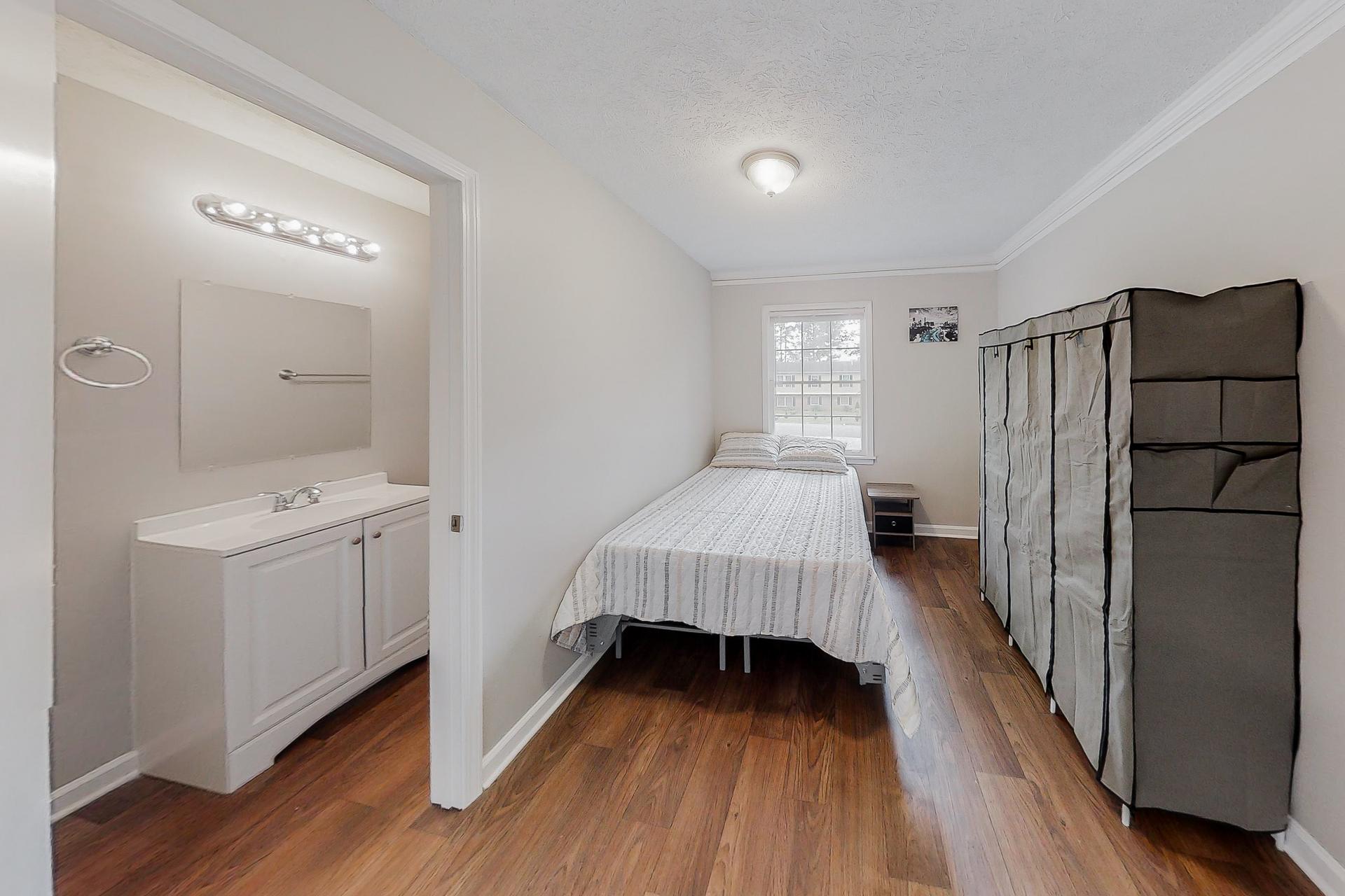 bedroom, detected: bed