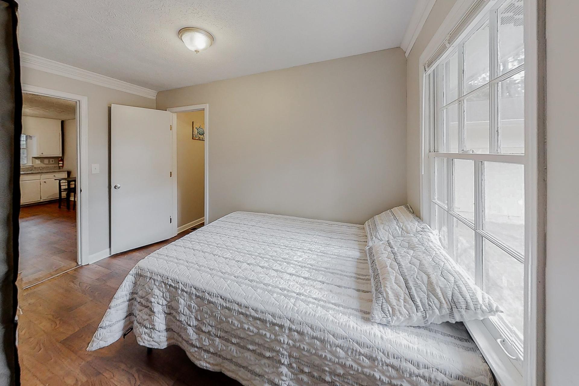 bedroom, detected: bed