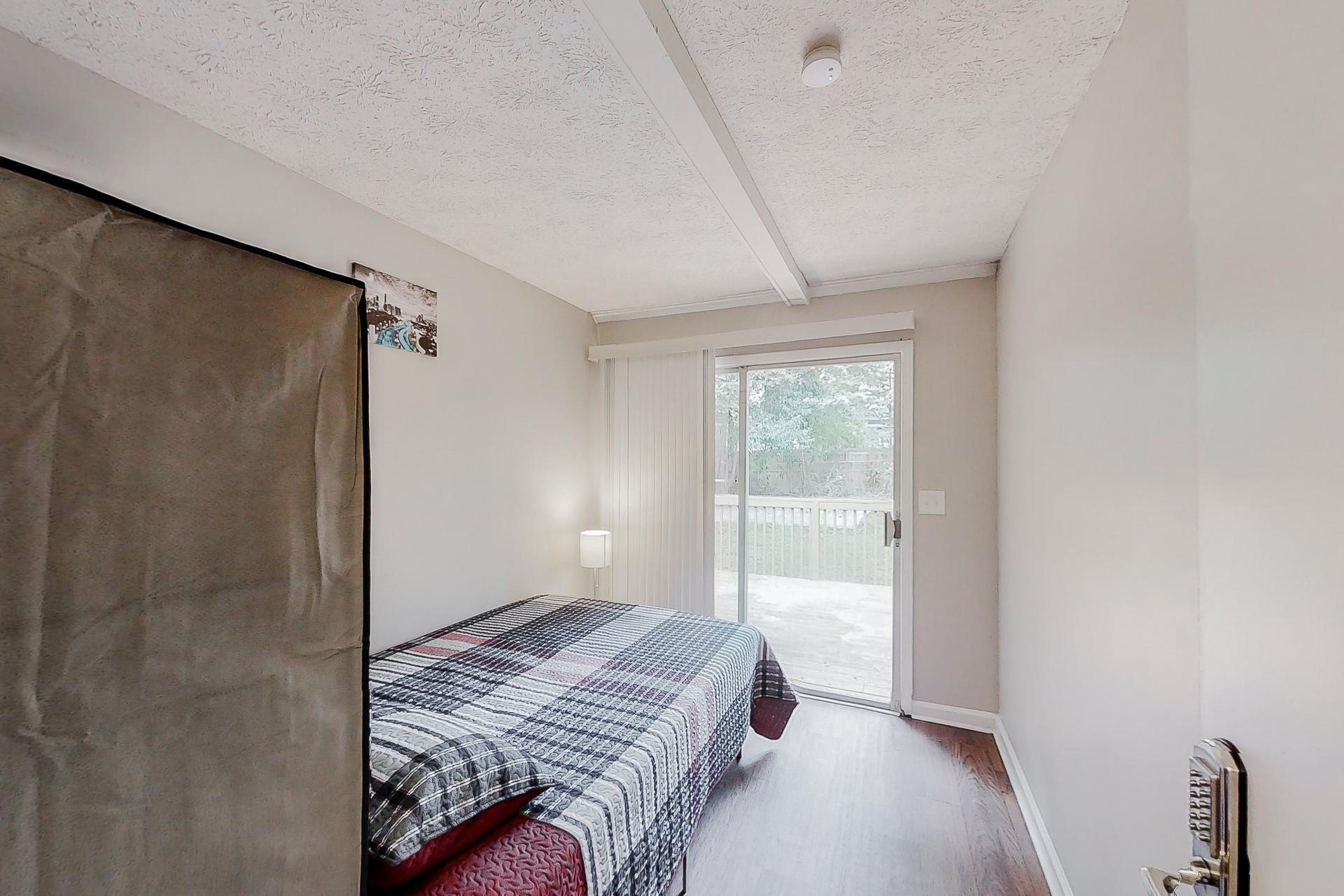 bedroom, detected: bed