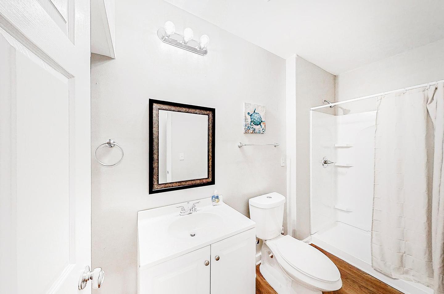 Bathroom(s)