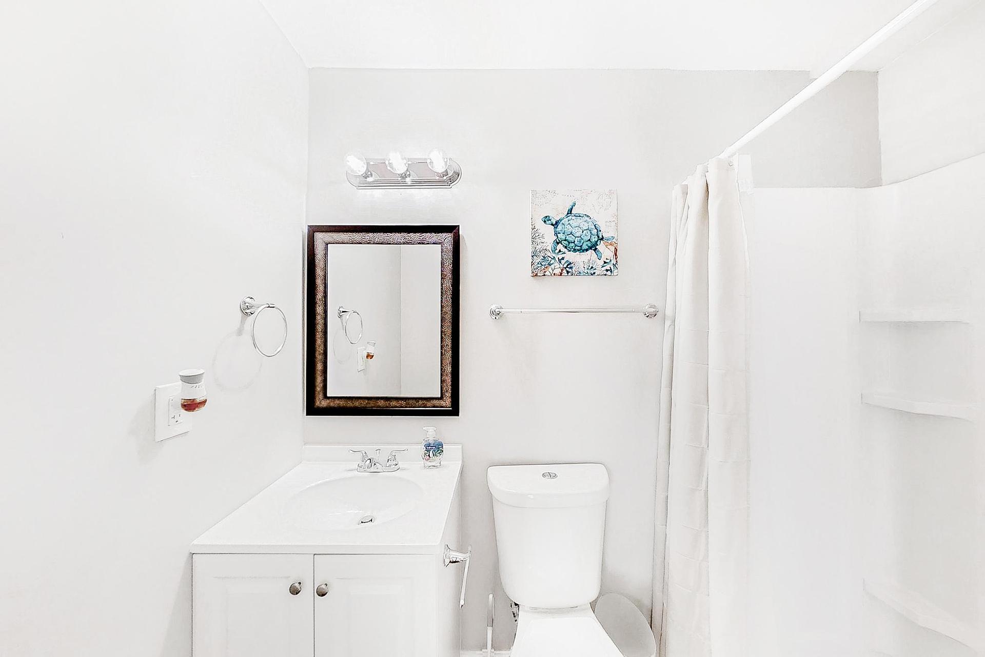 bathroom, detected: toilet