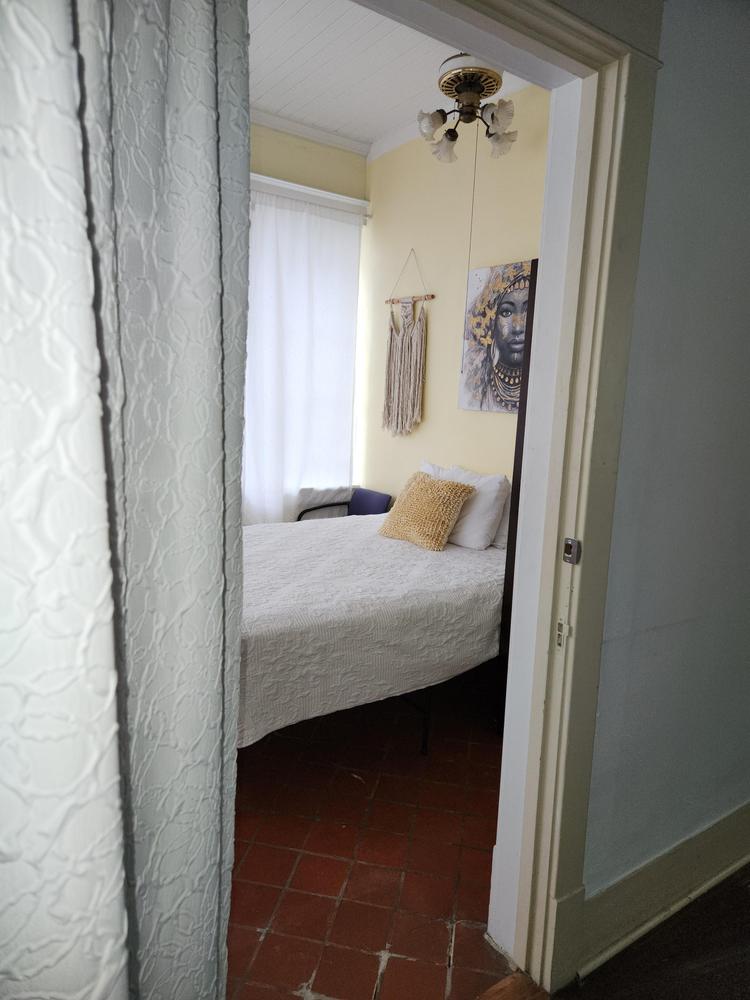 Noire Room